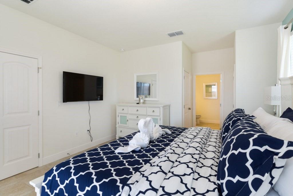 Image 16 of 32 For 5423 Oakgrain Court