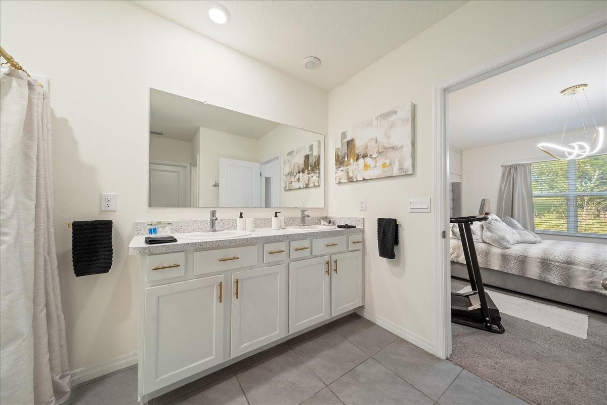 Image 12 of 56 For 160 Hickory Course Loop