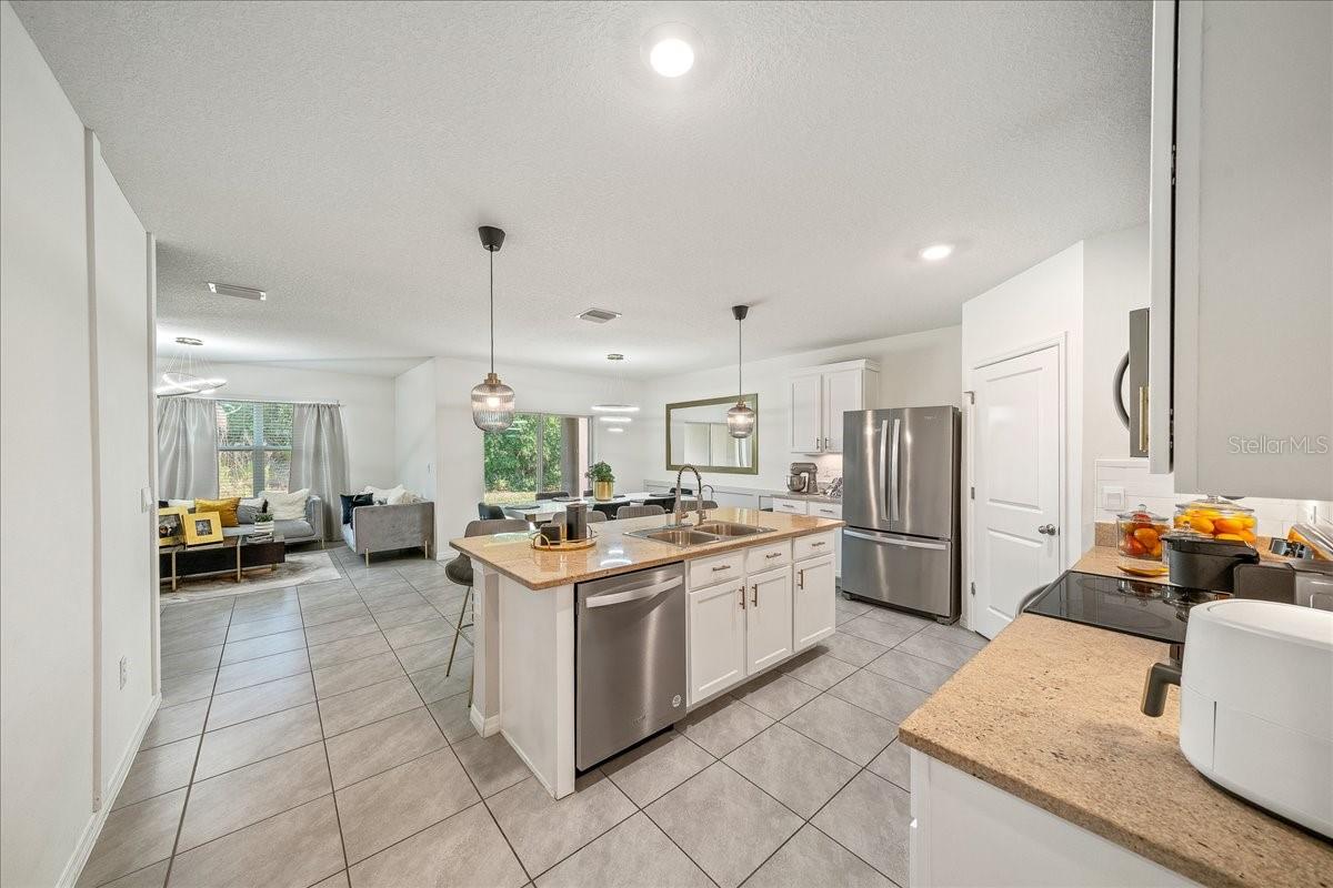 Image 17 of 56 For 160 Hickory Course Loop