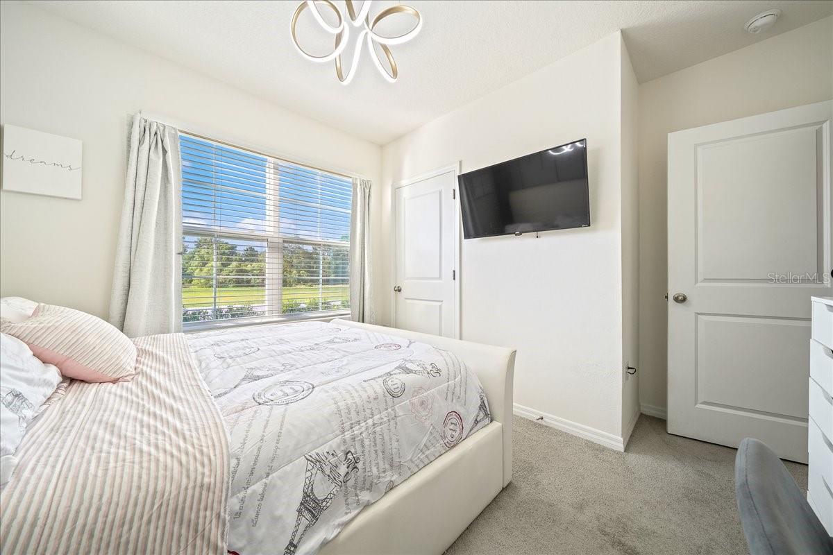 Image 26 of 56 For 160 Hickory Course Loop