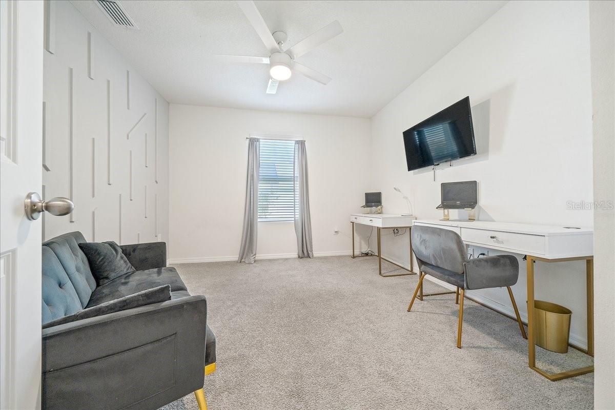 Image 32 of 56 For 160 Hickory Course Loop