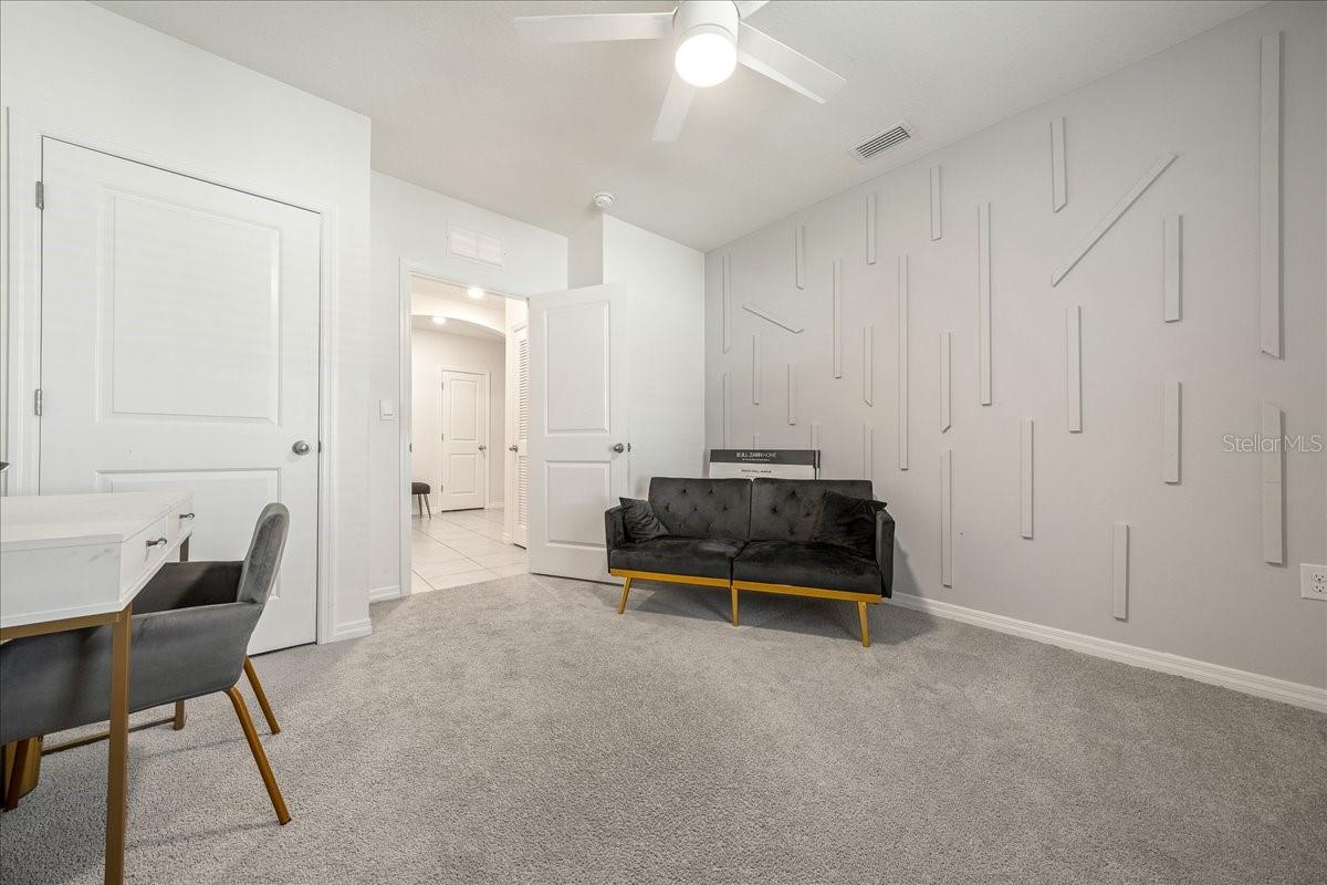 Image 33 of 56 For 160 Hickory Course Loop