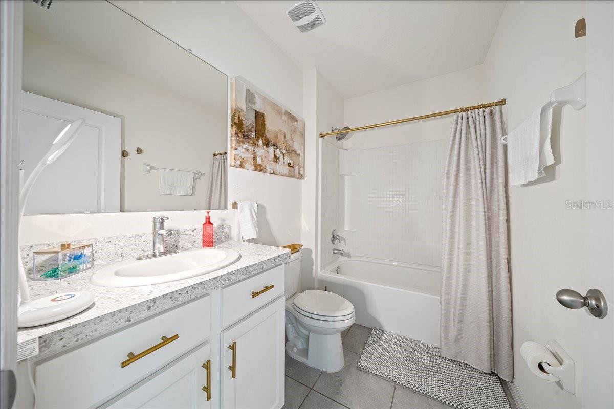 Image 41 of 56 For 160 Hickory Course Loop