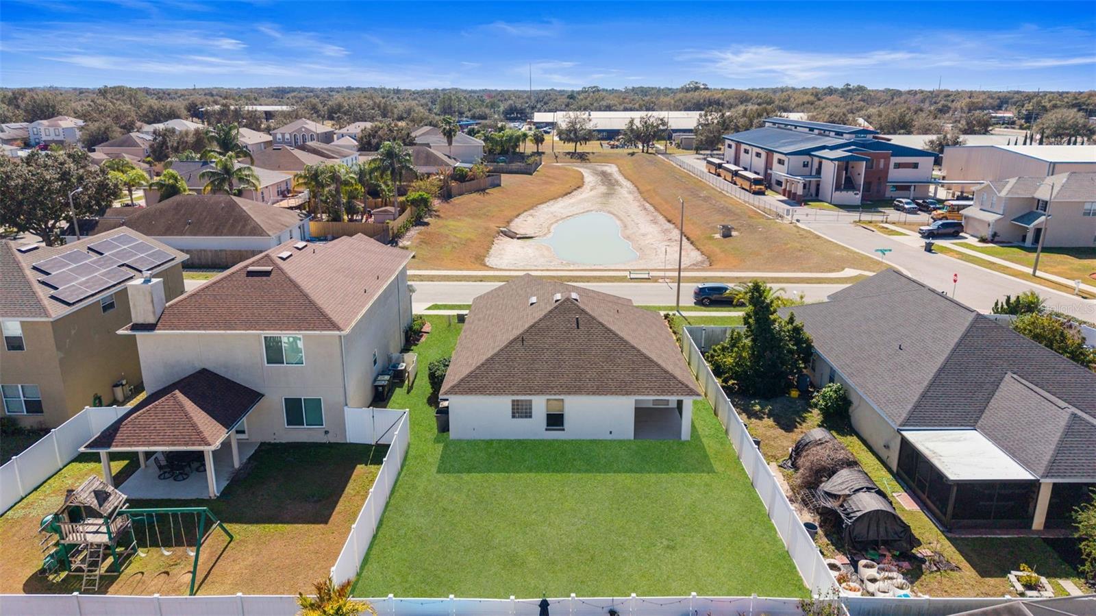 Image 27 of 29 For 1151 Myopia Hunt Club Drive