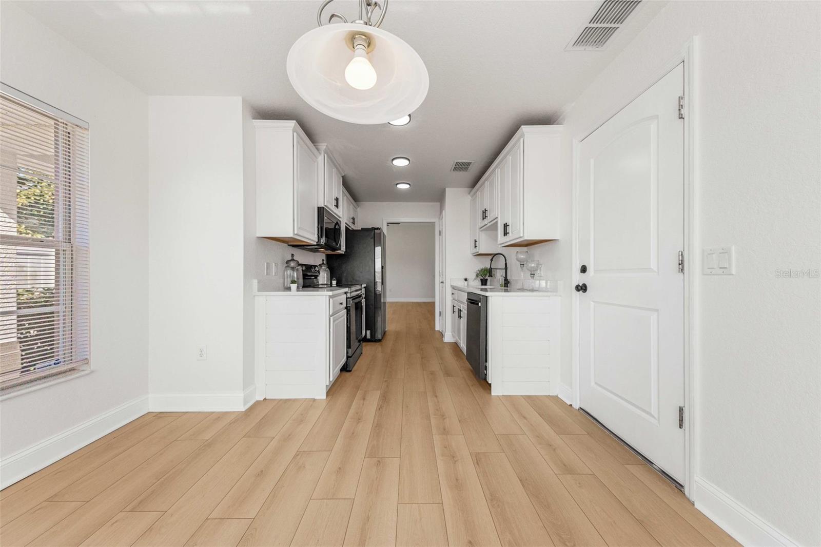 Image 5 of 29 For 1151 Myopia Hunt Club Drive