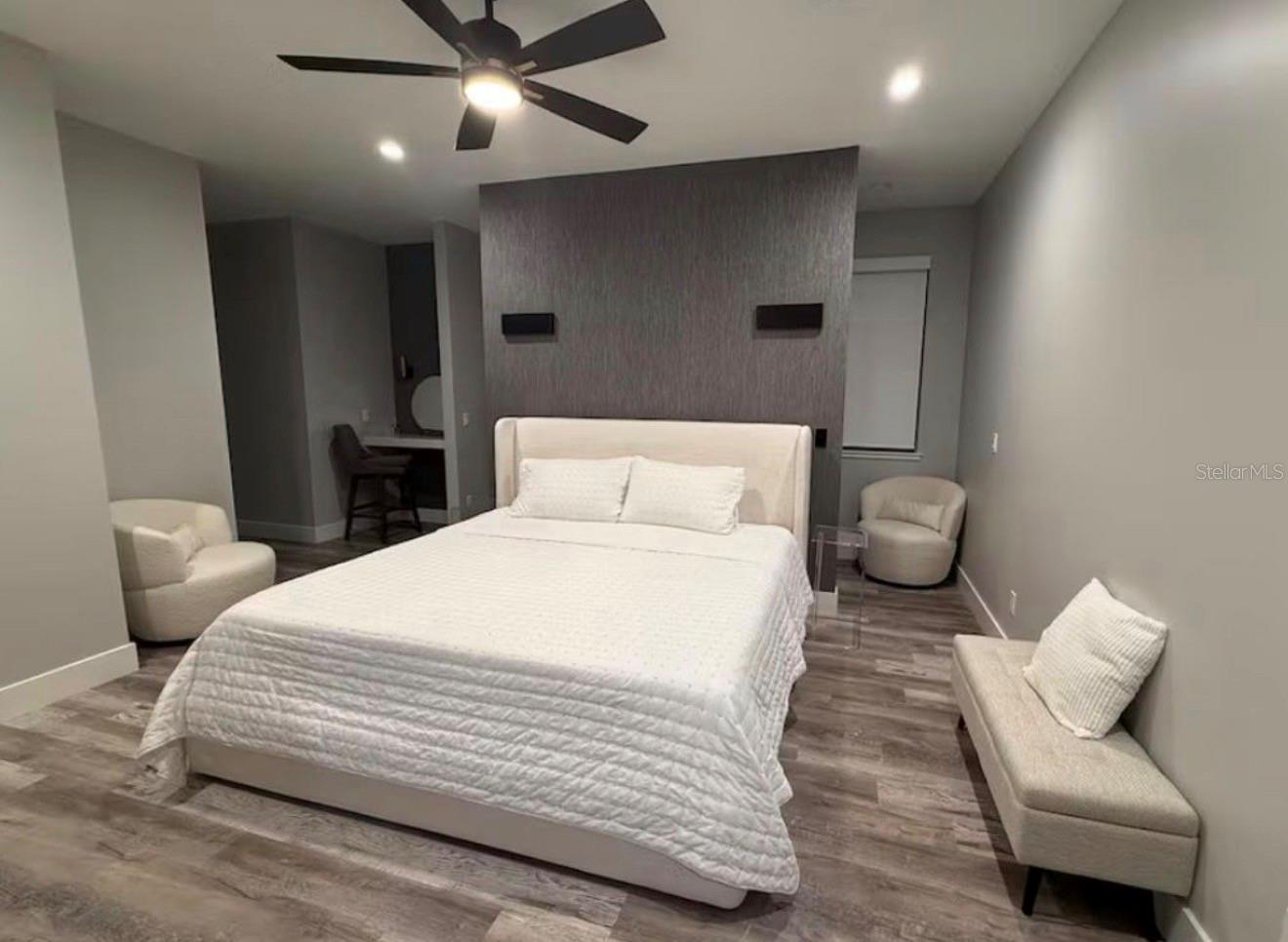 Image 10 of 22 For 1642 Triangle Avenue