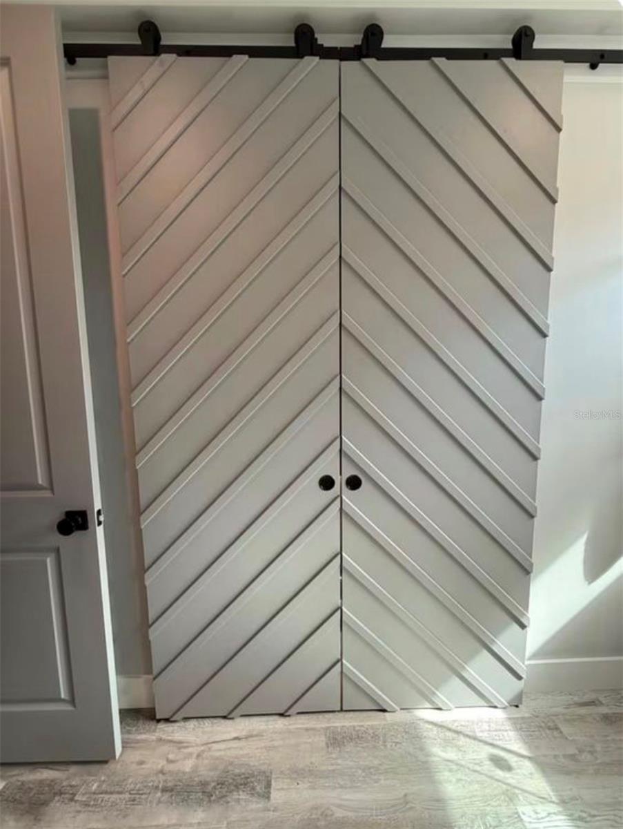 Image 14 of 22 For 1642 Triangle Avenue