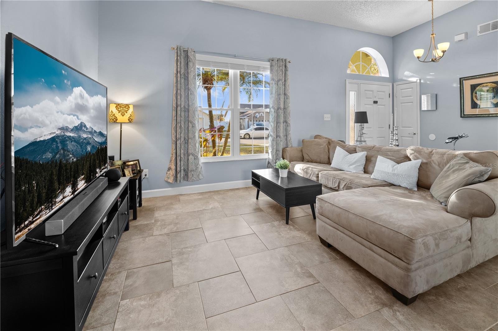 Image 5 of 31 For 3837 Blackberry Circle