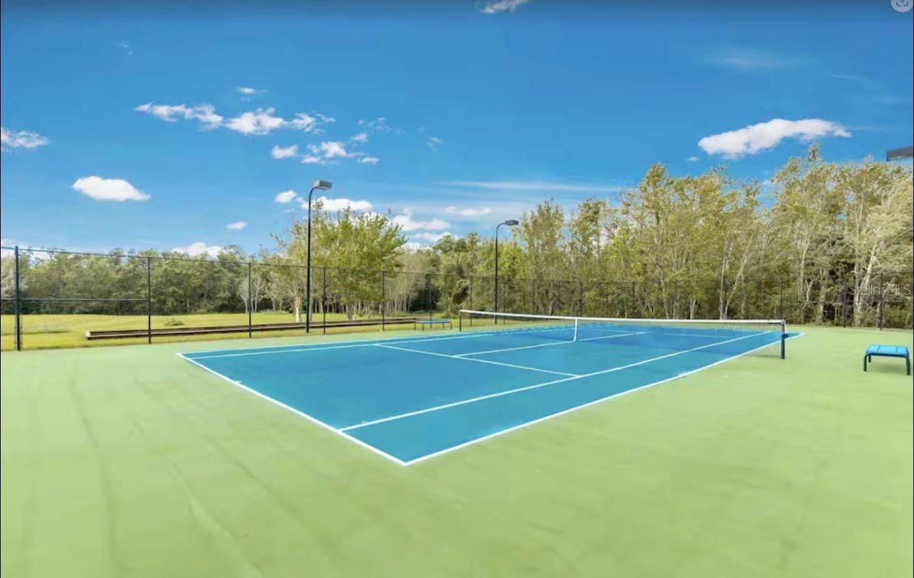 Image 18 of 23 For 4560 Yellowgold Road Apt 105