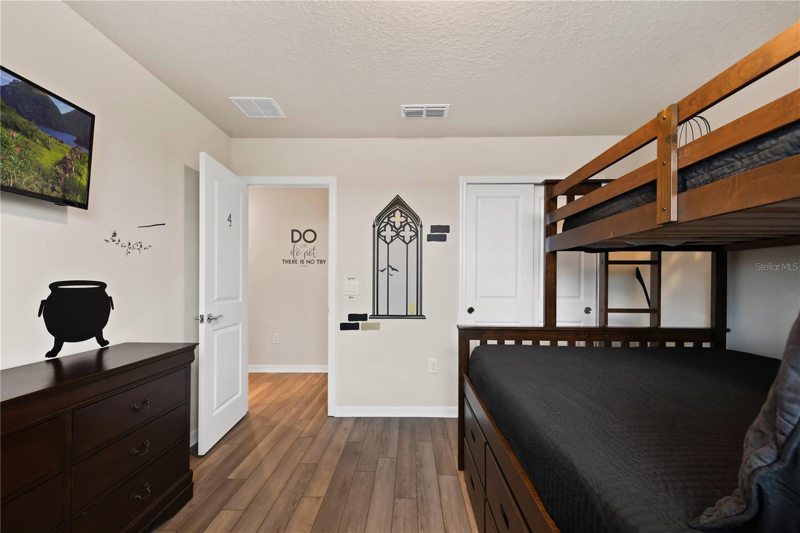 Image 32 of 64 For 1707 Kona Lane