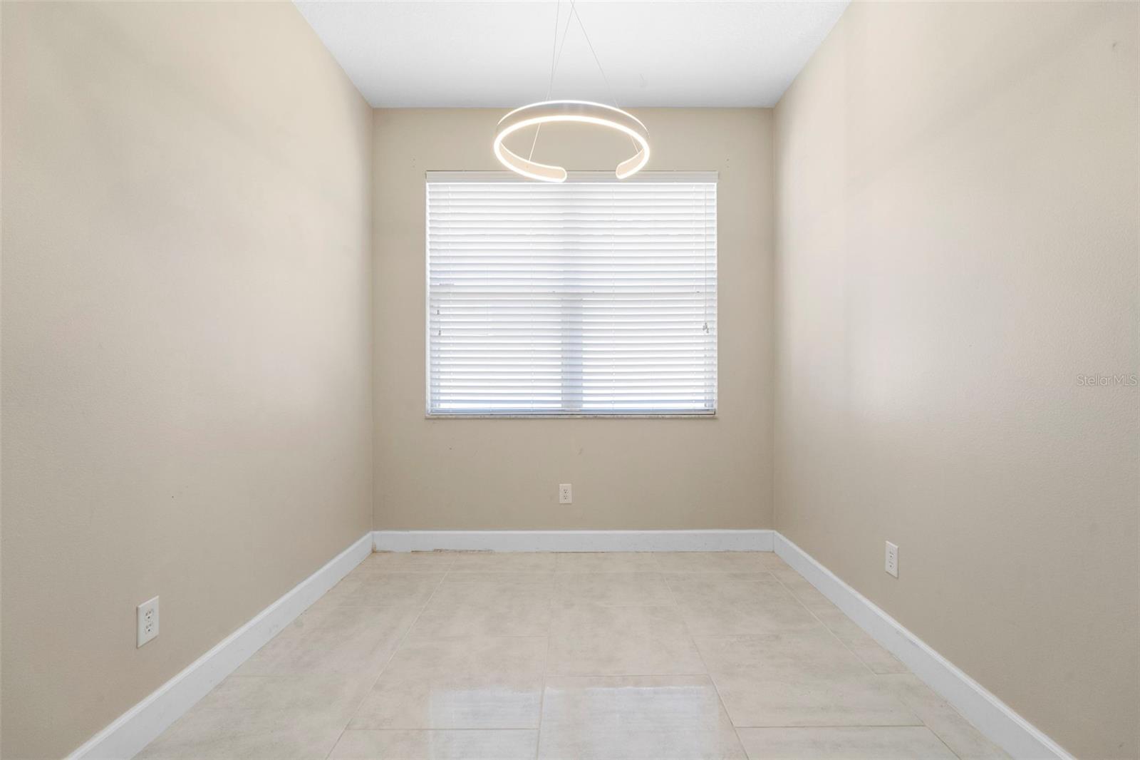 Image 13 of 51 For 2413 Courtown Court