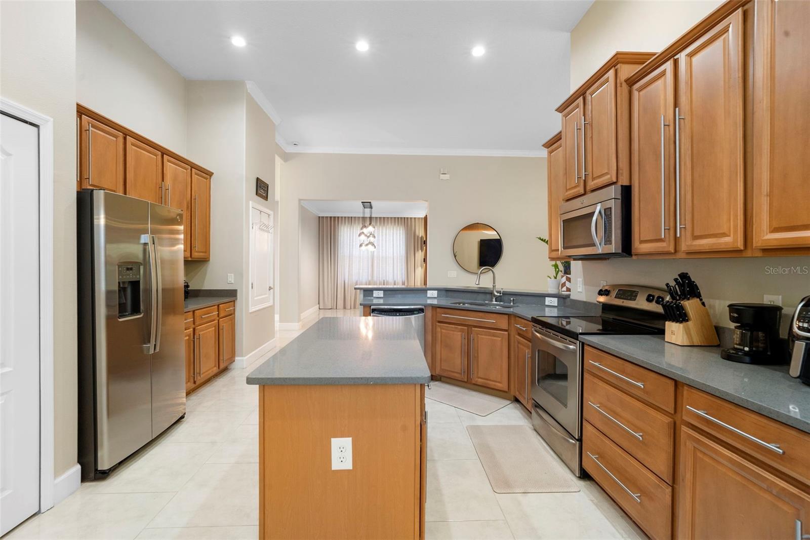 Image 16 of 51 For 2413 Courtown Court