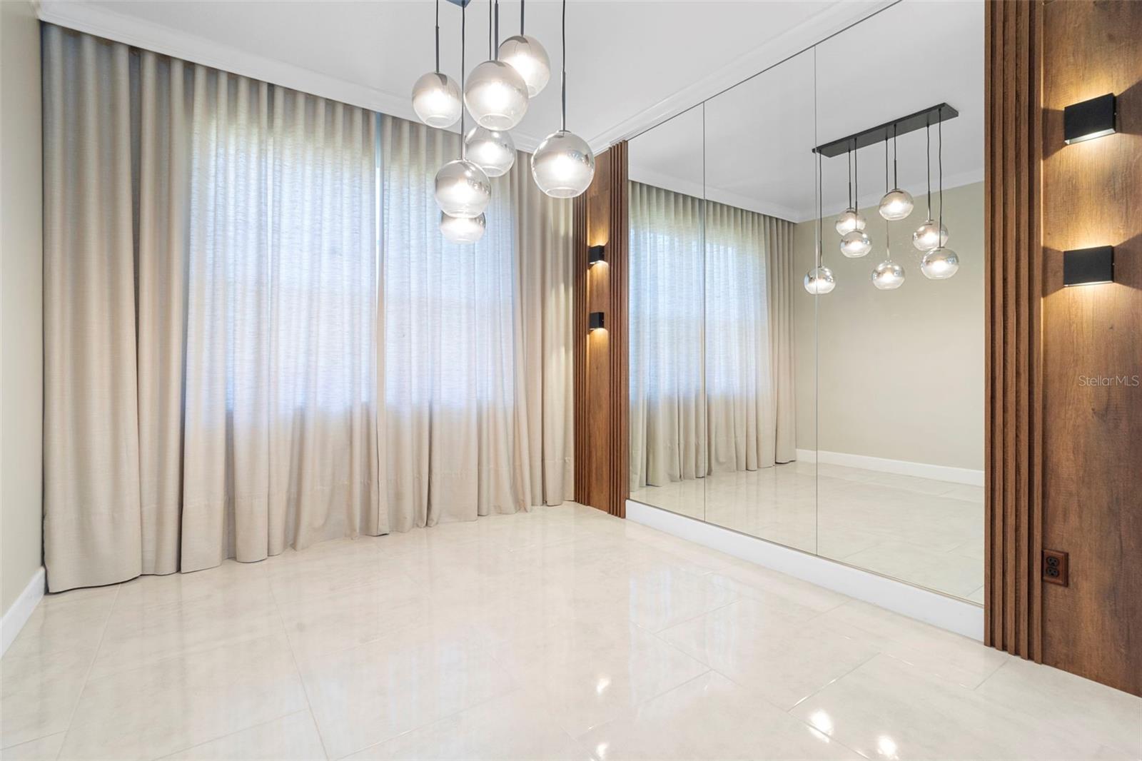 Image 19 of 51 For 2413 Courtown Court