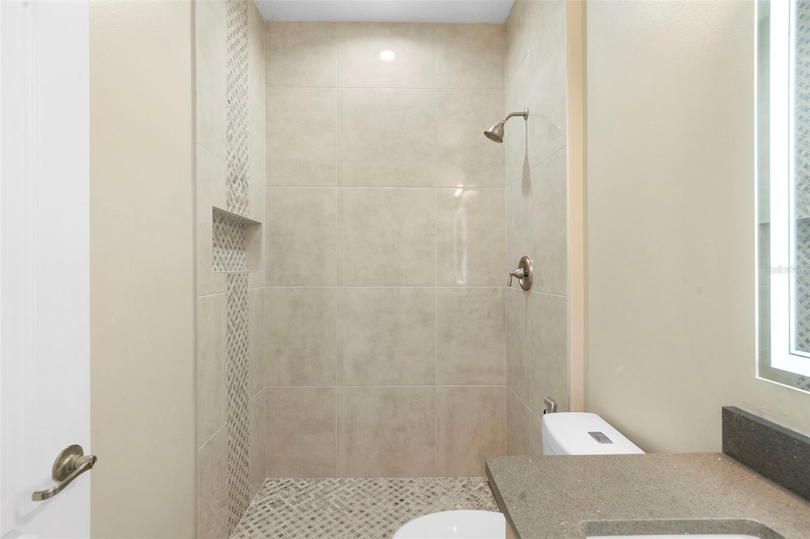 Image 22 of 51 For 2413 Courtown Court