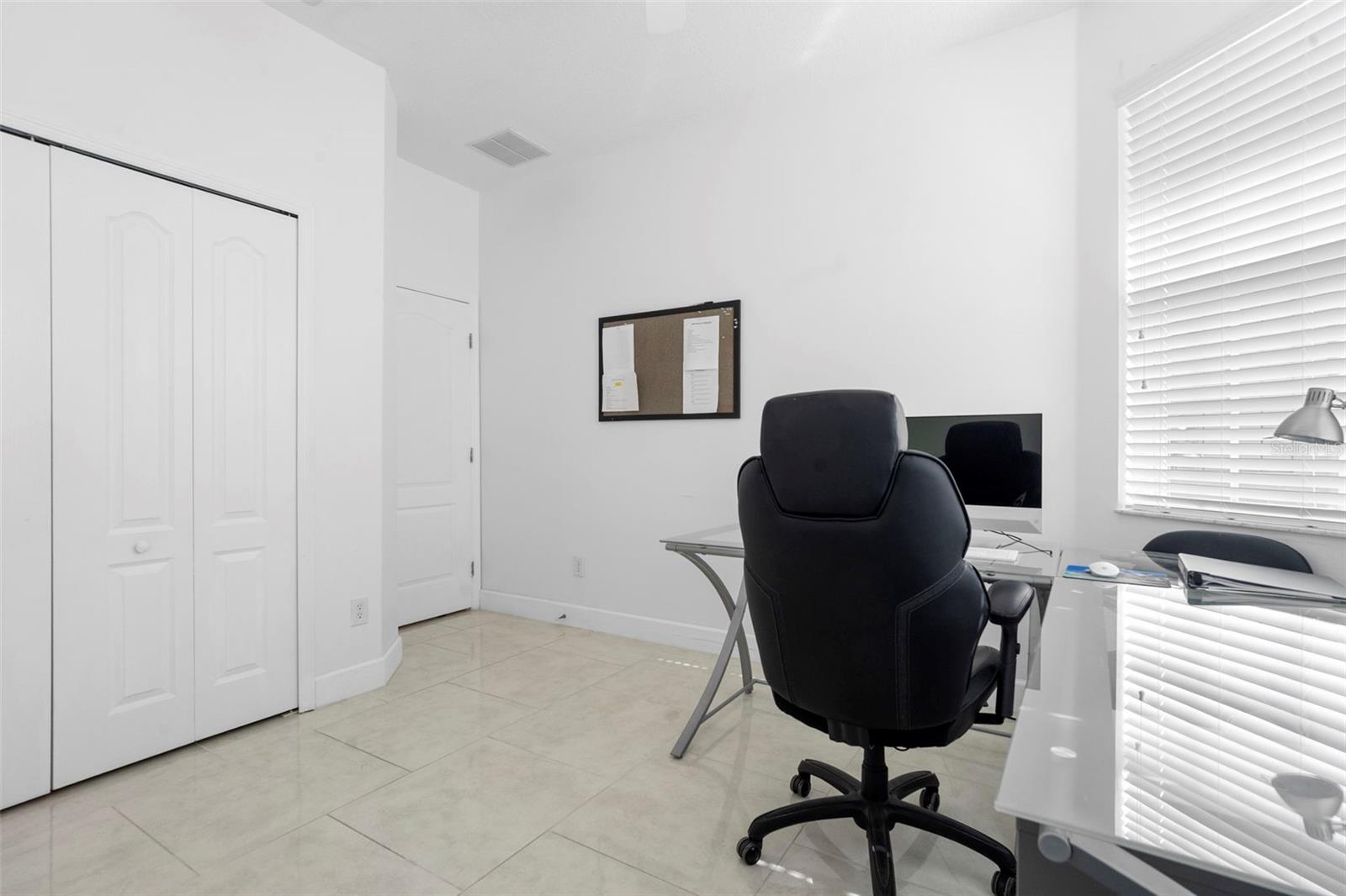 Image 25 of 51 For 2413 Courtown Court