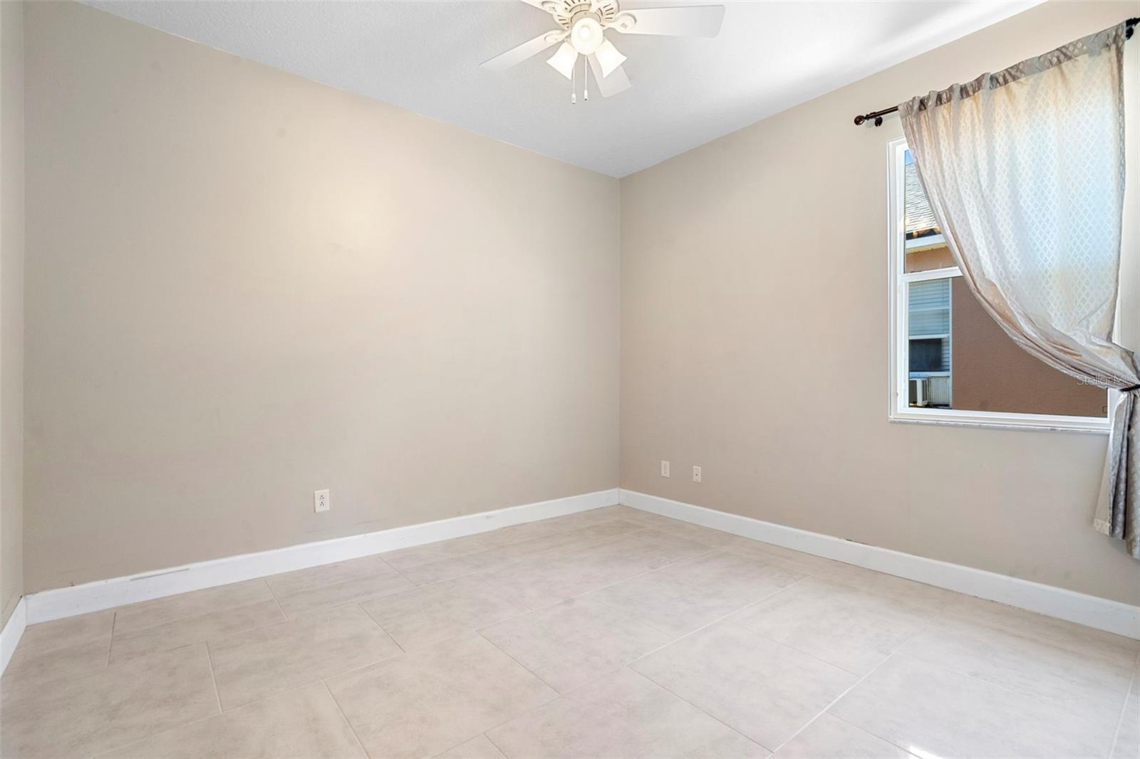 Image 35 of 51 For 2413 Courtown Court