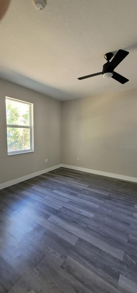 Image 14 of 19 For 105 Blue Moon Avenue