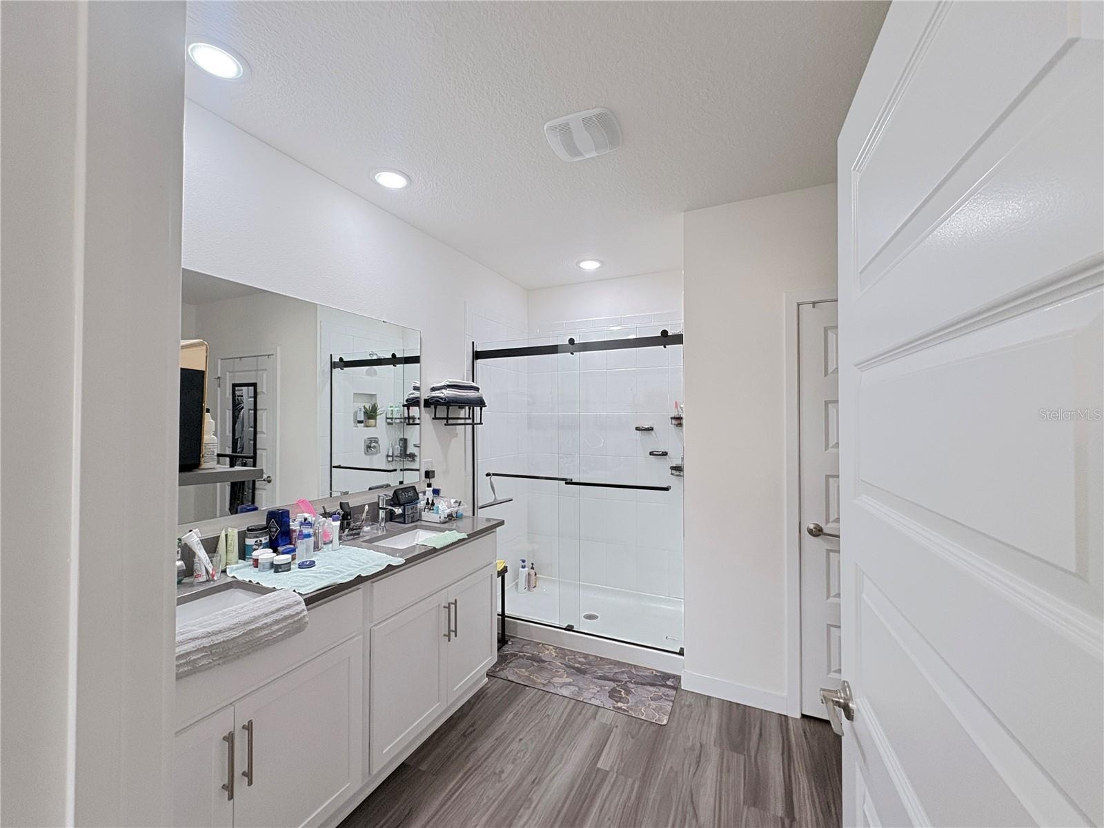 Image 29 of 59 For 456 Talisi Loop