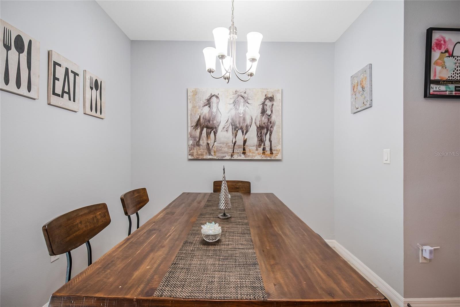 Image 16 of 41 For 407 Arbor Lakes Drive