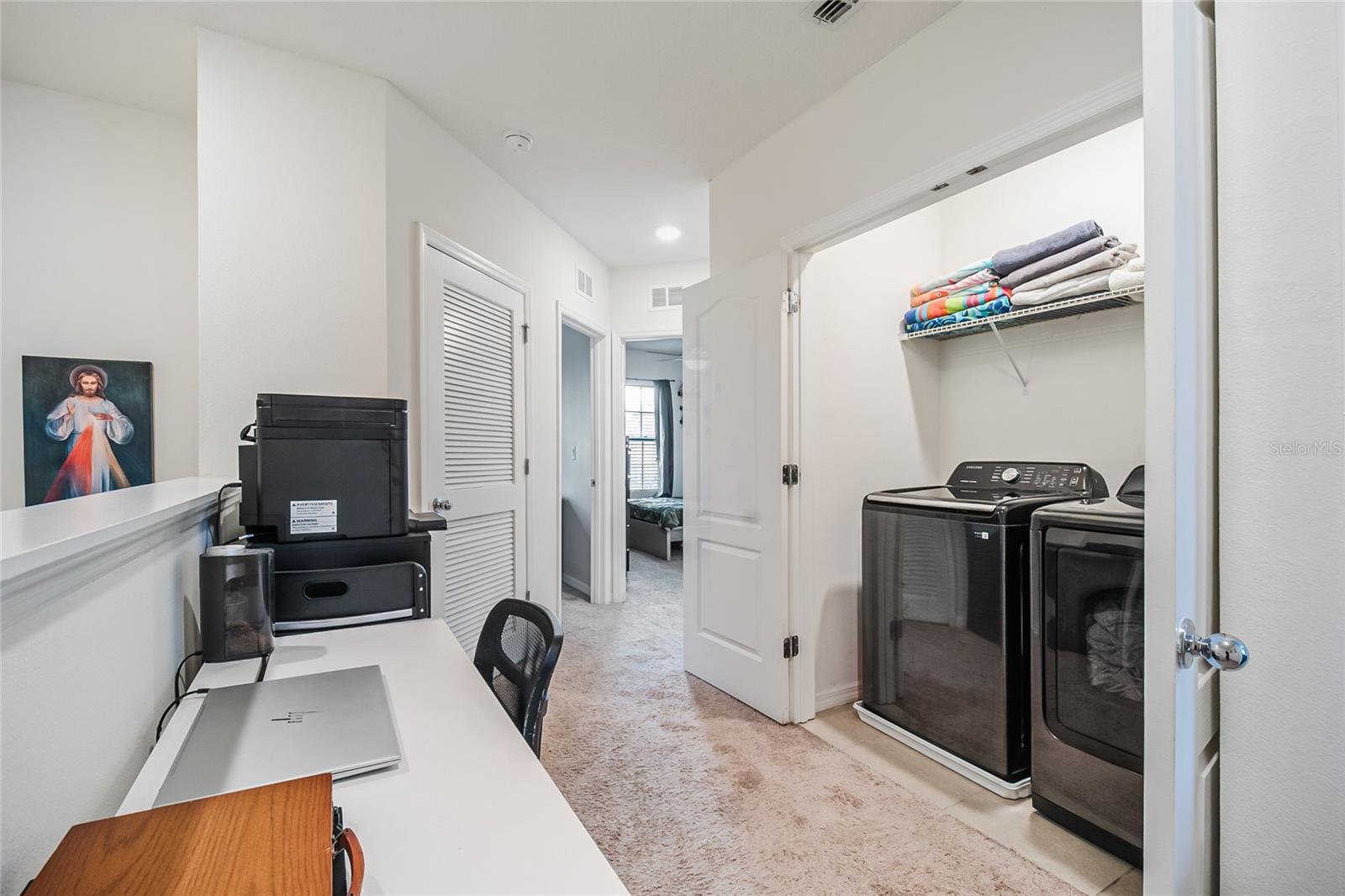 Image 23 of 41 For 407 Arbor Lakes Drive