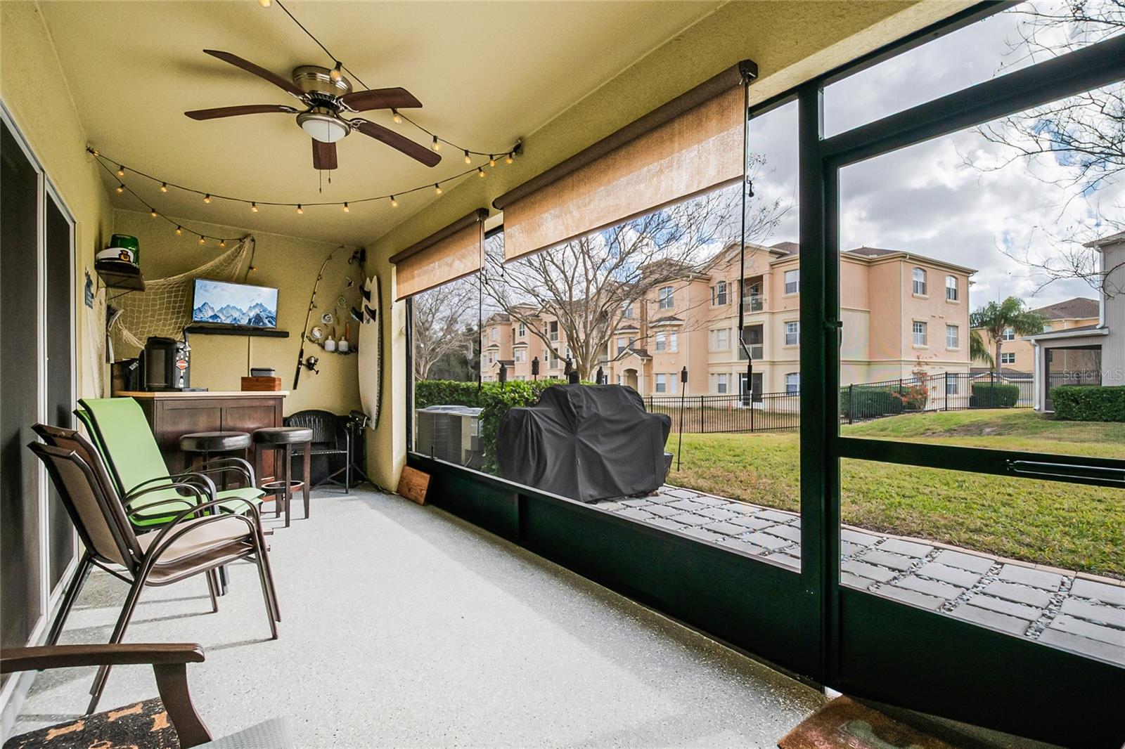 Image 32 of 41 For 407 Arbor Lakes Drive