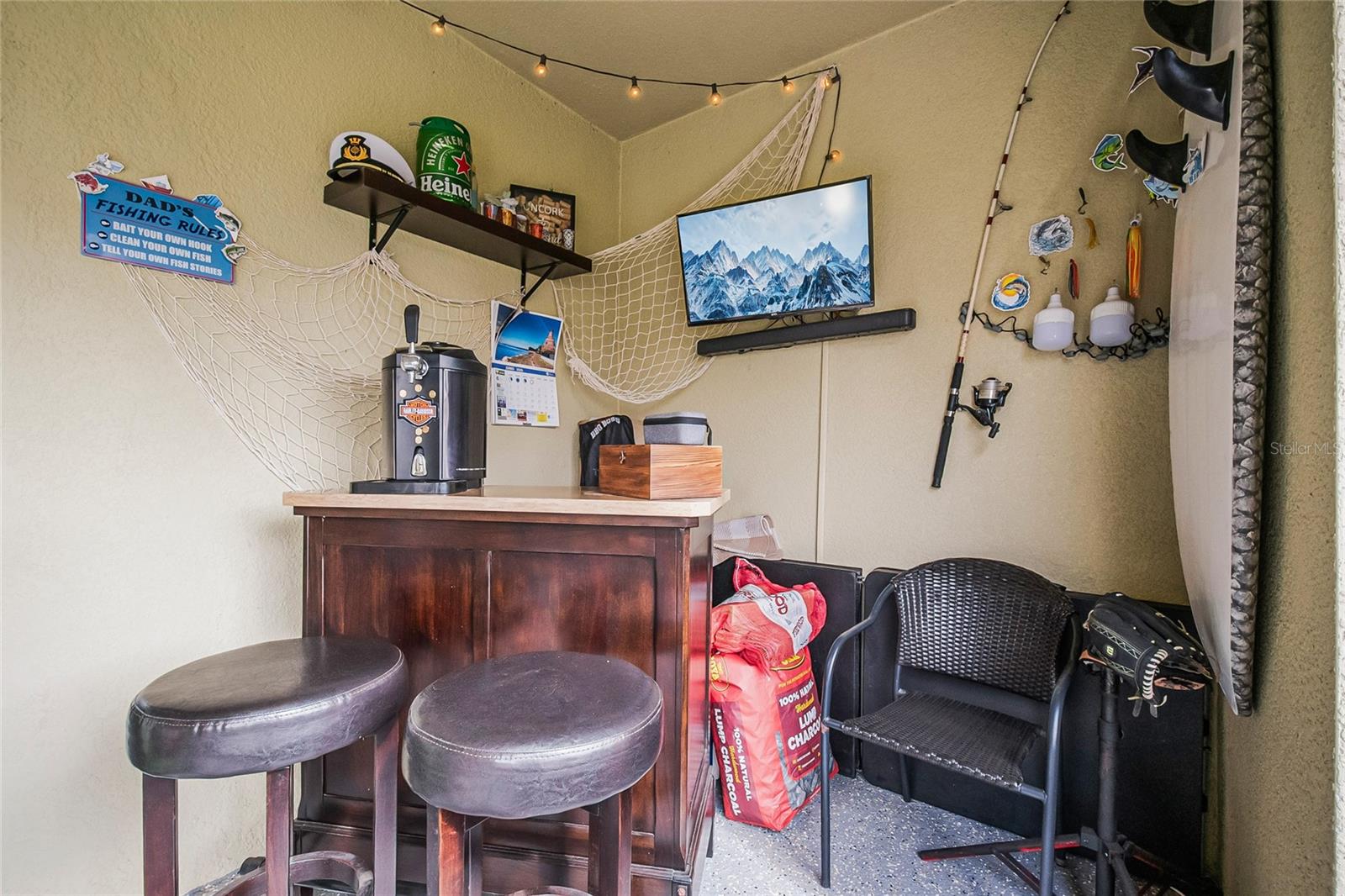 Image 33 of 41 For 407 Arbor Lakes Drive