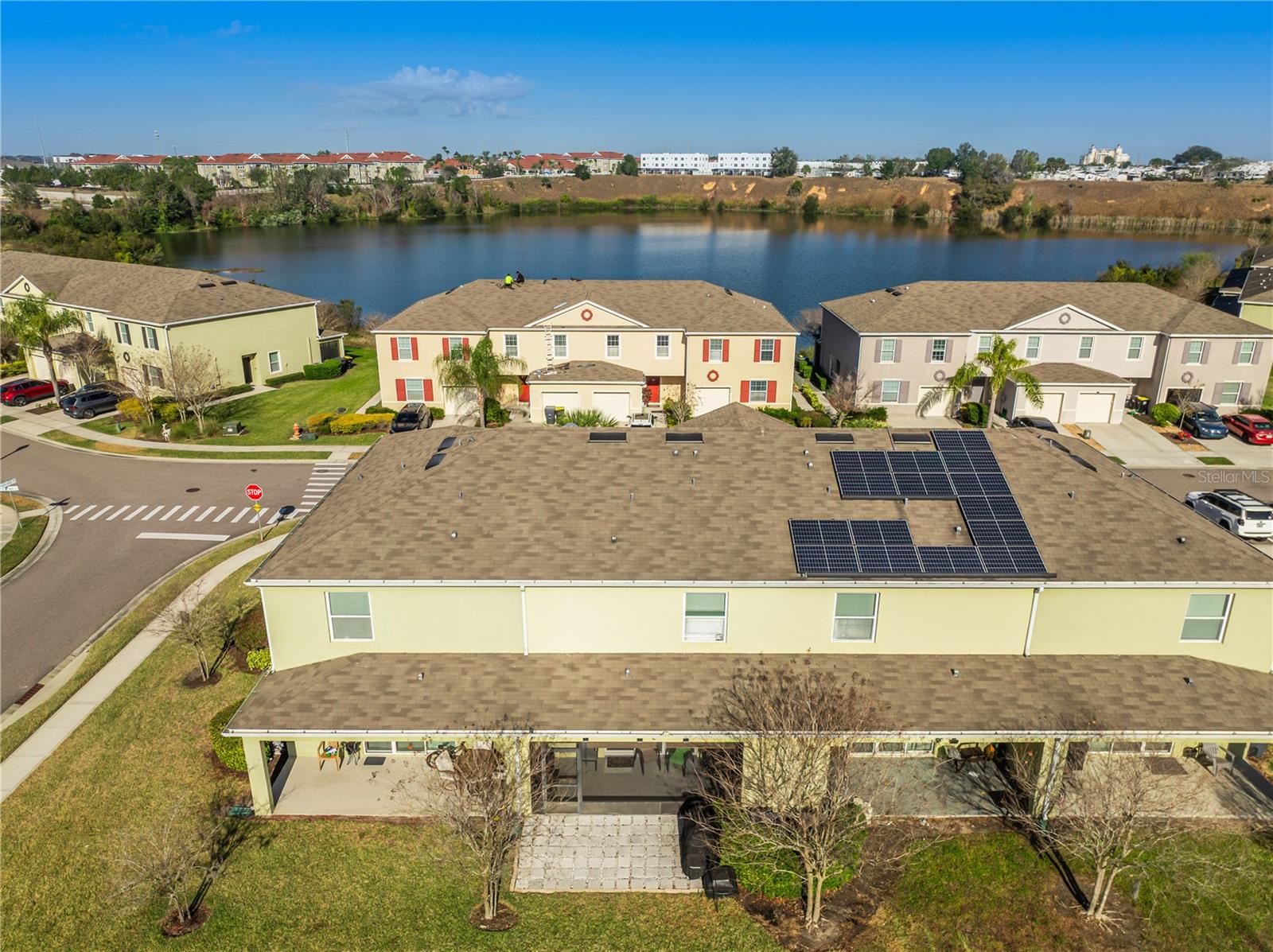 Image 5 of 41 For 407 Arbor Lakes Drive