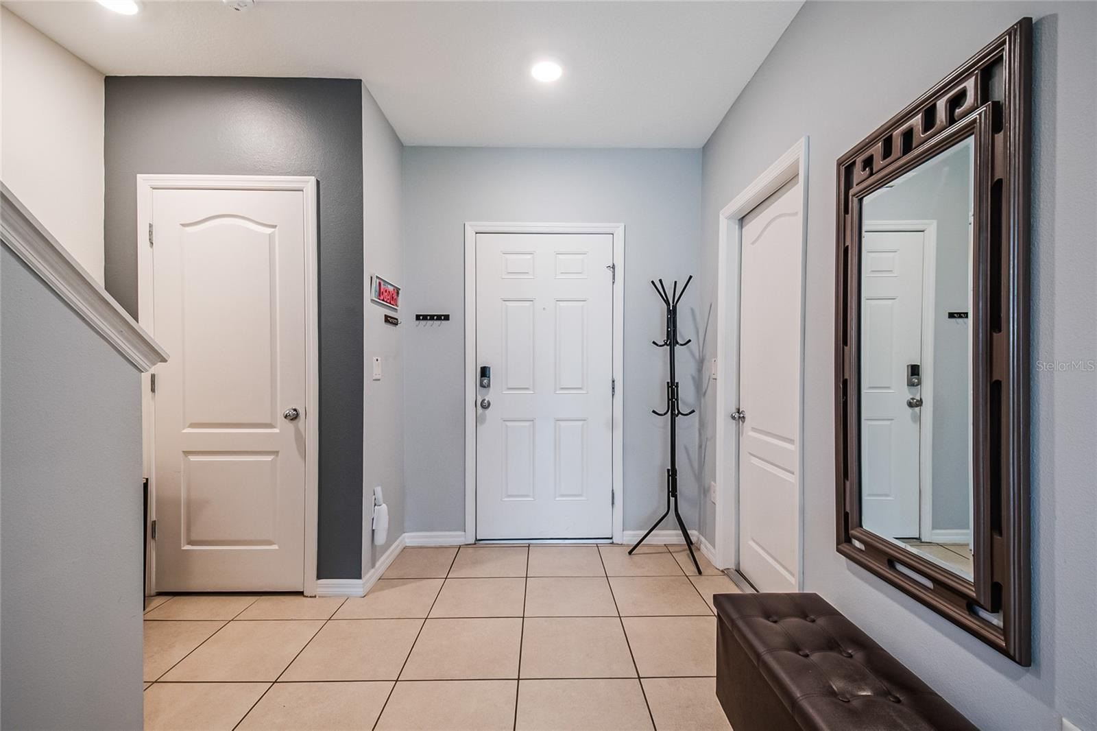 Image 8 of 41 For 407 Arbor Lakes Drive