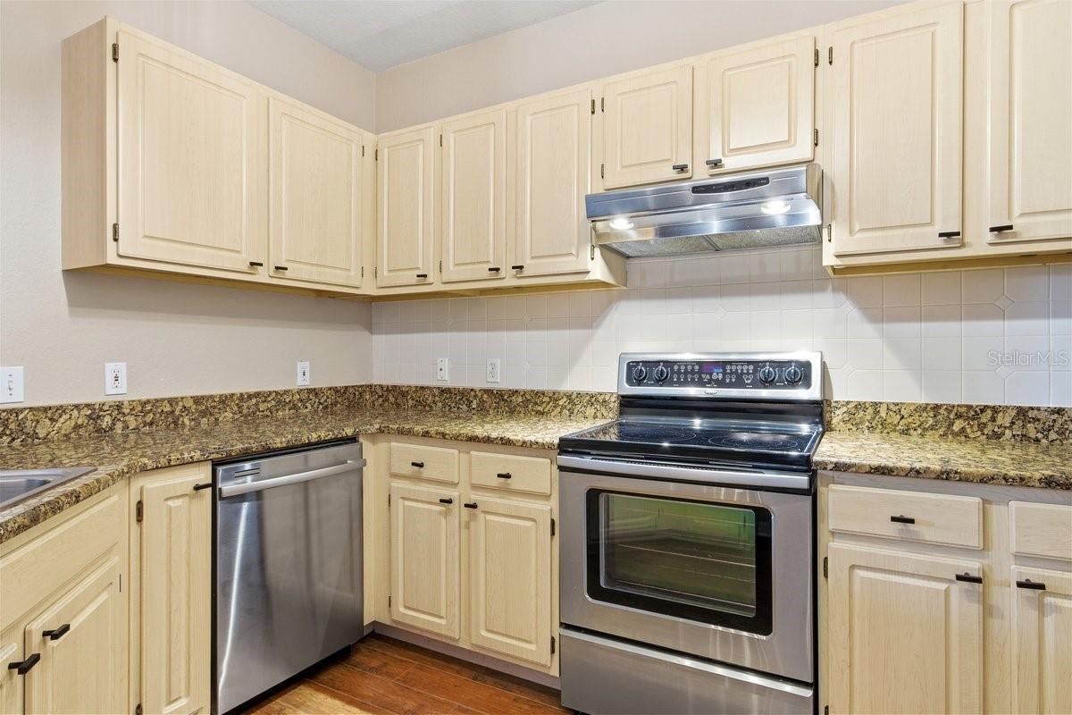 Image 12 of 28 For 3114 Legacy Lake Drive 3114