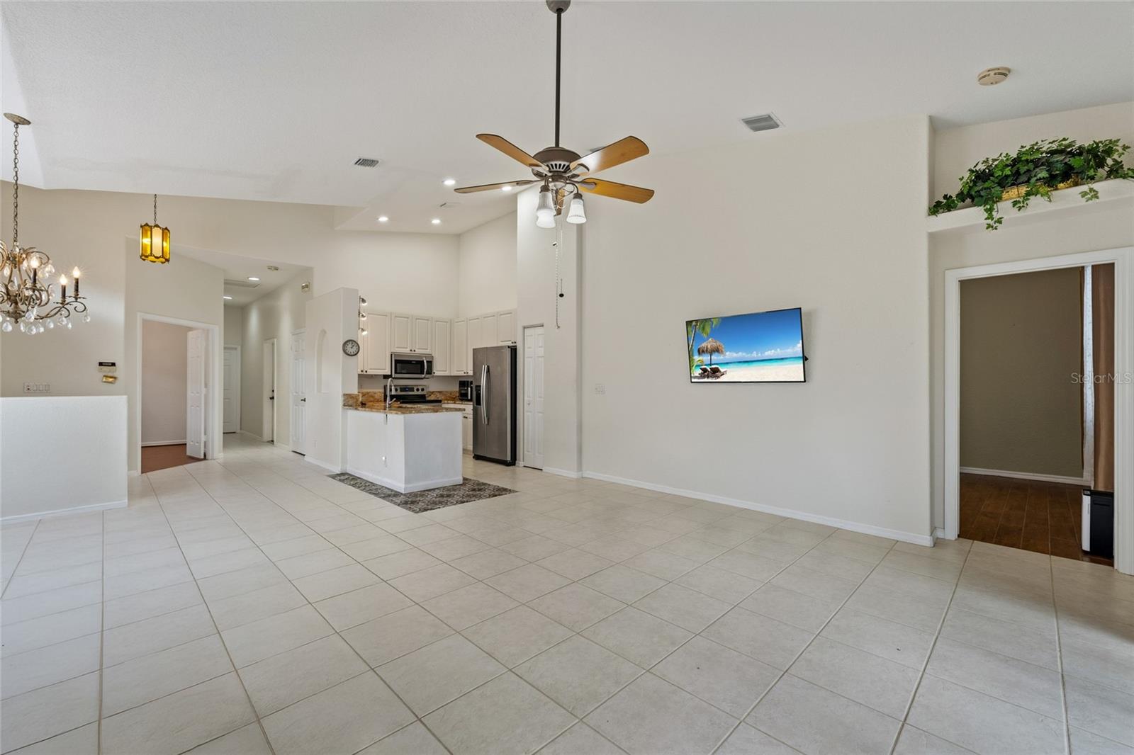 Image 4 of 29 For 8400 Nicholls Point