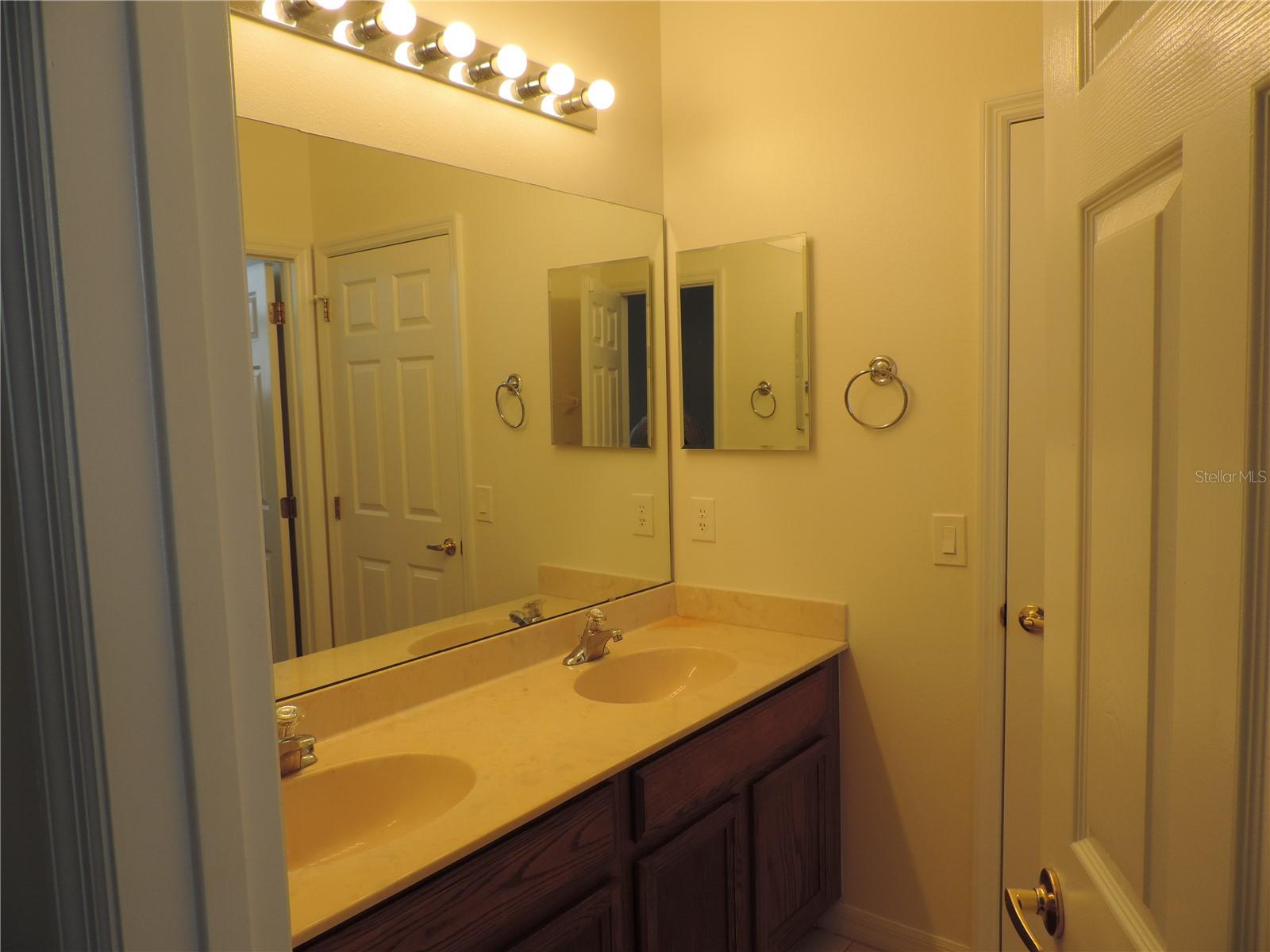 Image 16 of 18 For 2604 Lutza Way