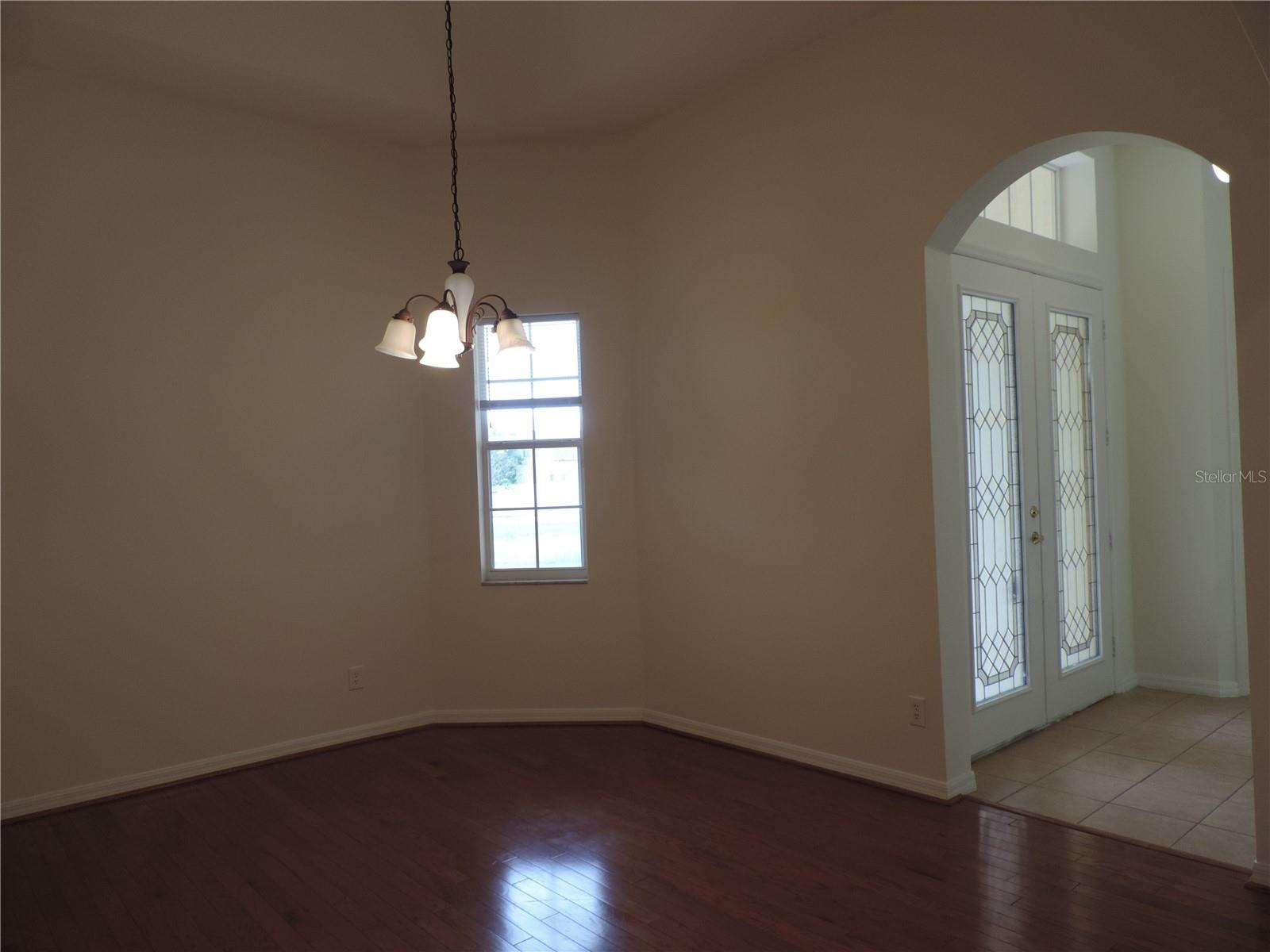 Image 8 of 18 For 2604 Lutza Way