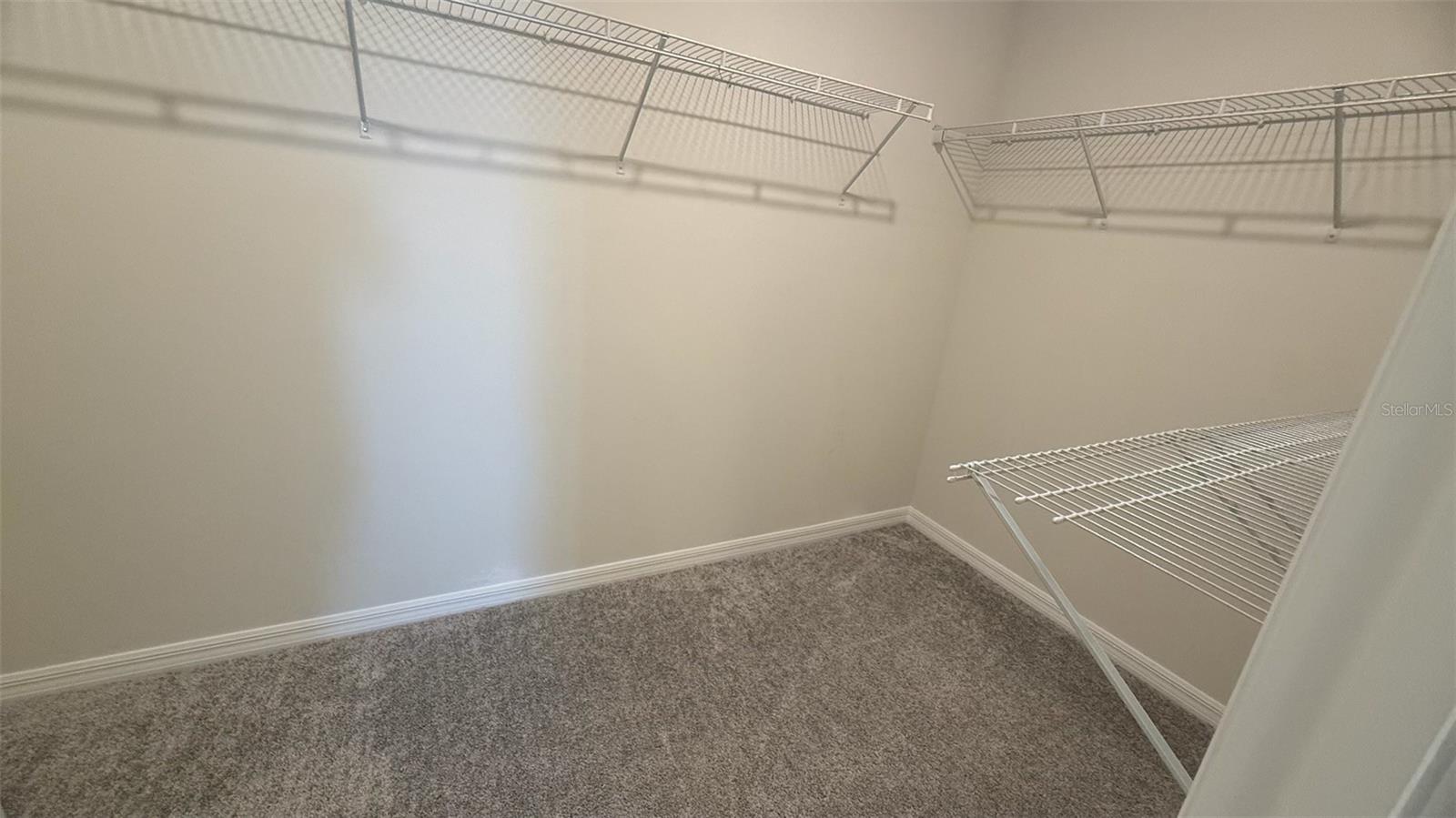 Image 20 of 30 For 5054 Holm Oak Drive