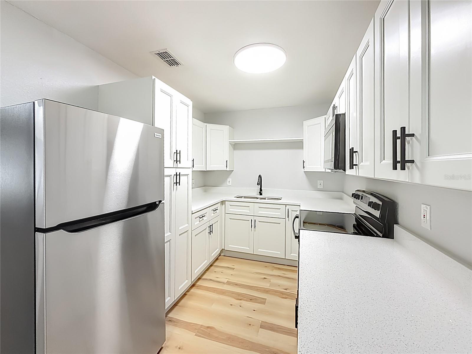 Image 15 of 60 For 2112 7th Avenue