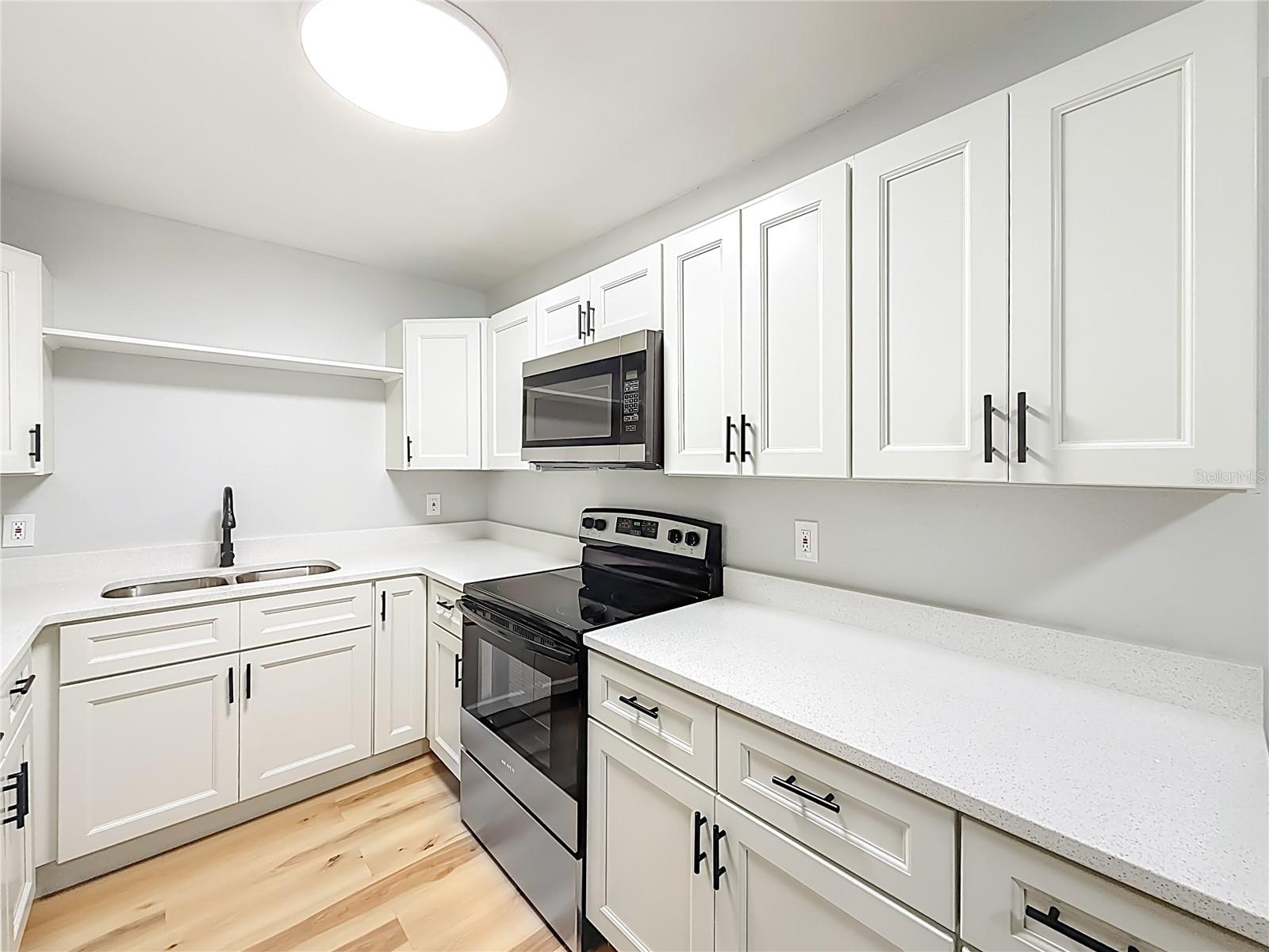 Image 16 of 60 For 2112 7th Avenue