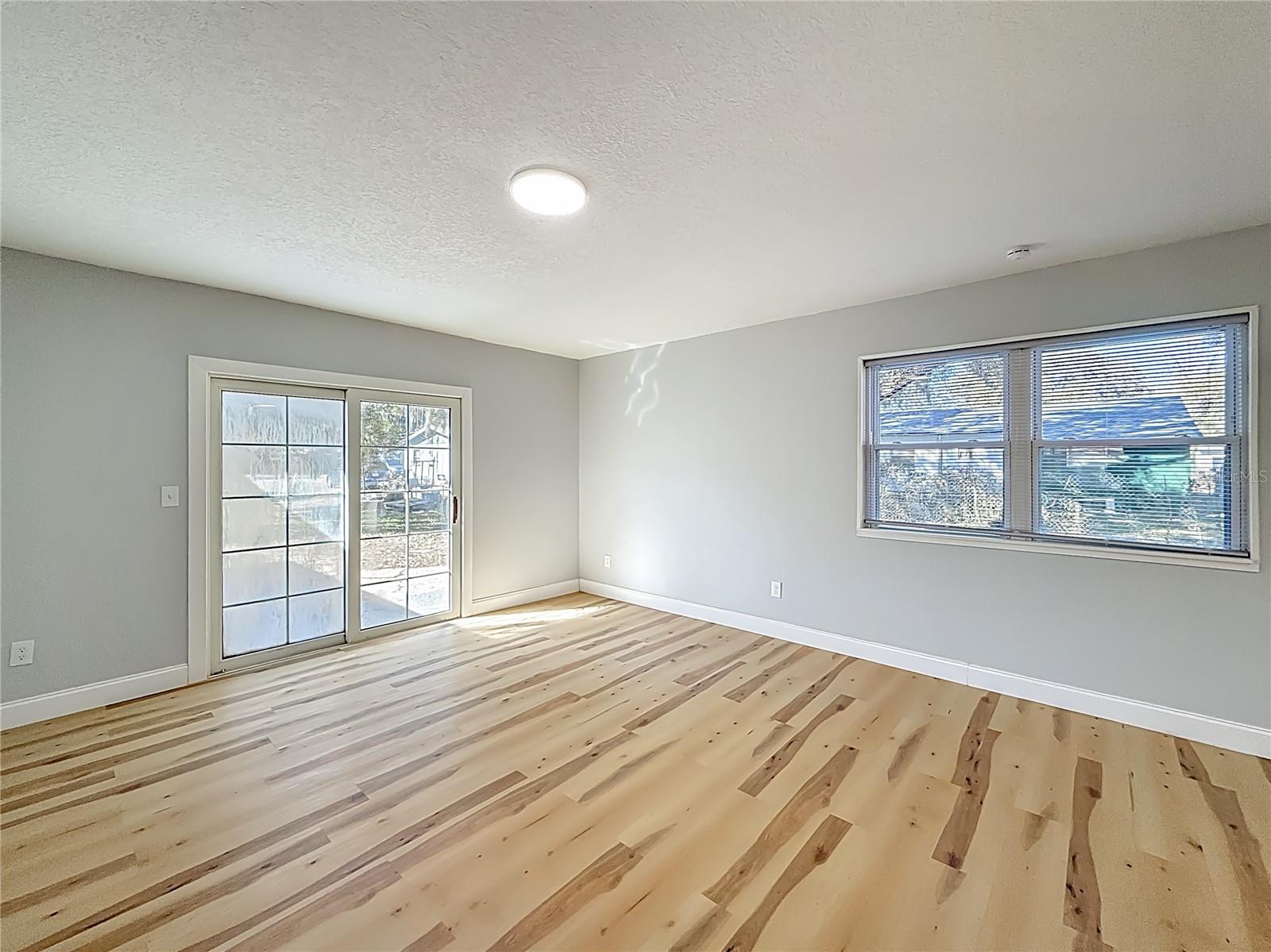 Image 21 of 60 For 2112 7th Avenue