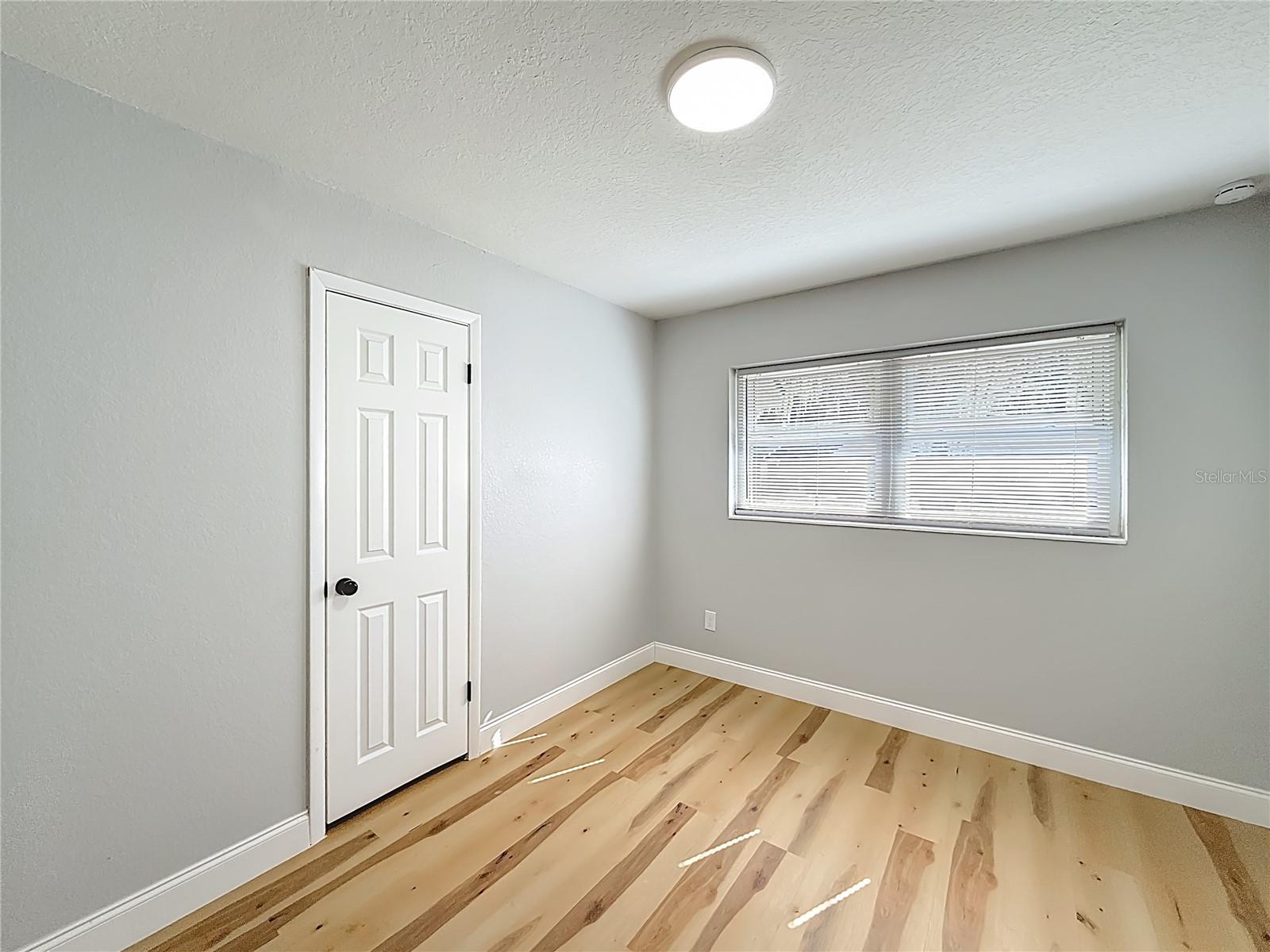 Image 26 of 60 For 2112 7th Avenue