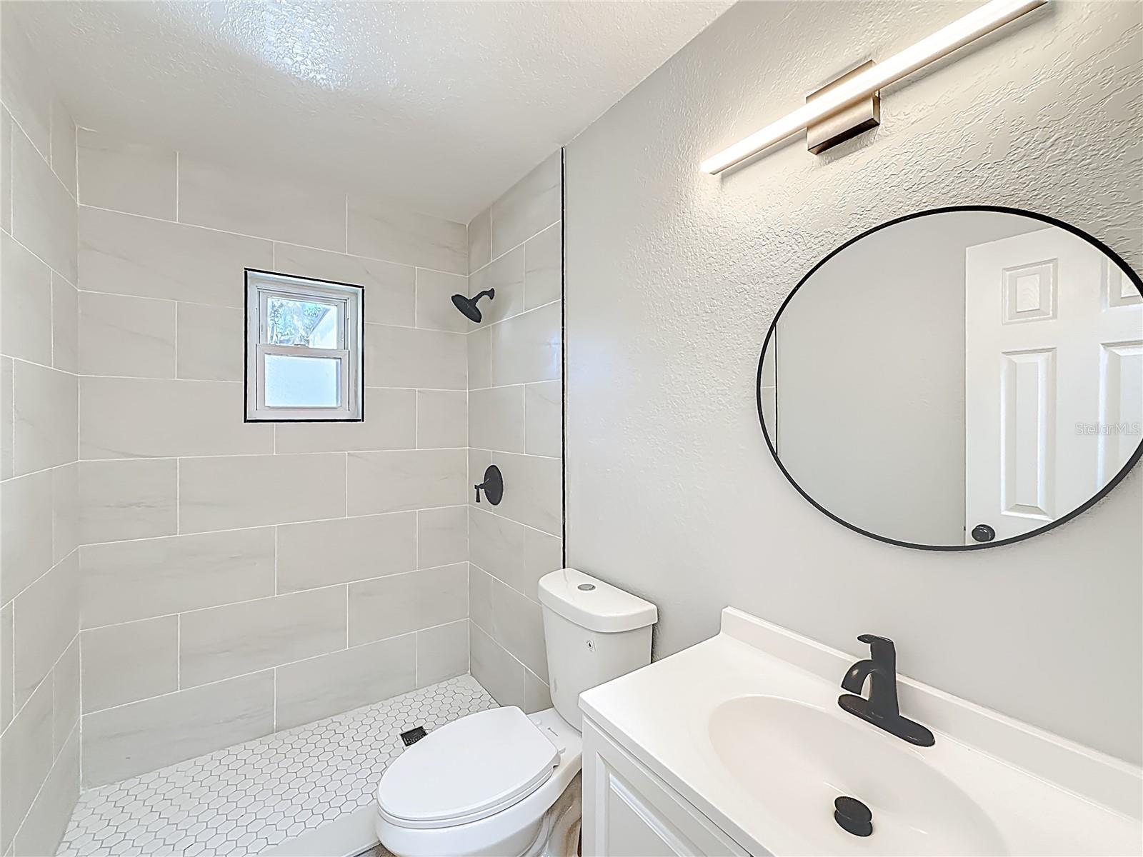 Image 46 of 60 For 2112 7th Avenue