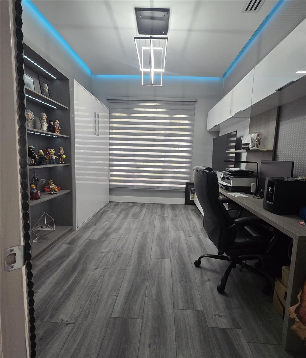 Image 10 of 24 For 8206 Via Bella Notte