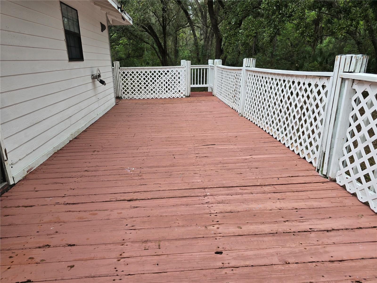 Image 13 of 17 For 1652 Lake Avenue