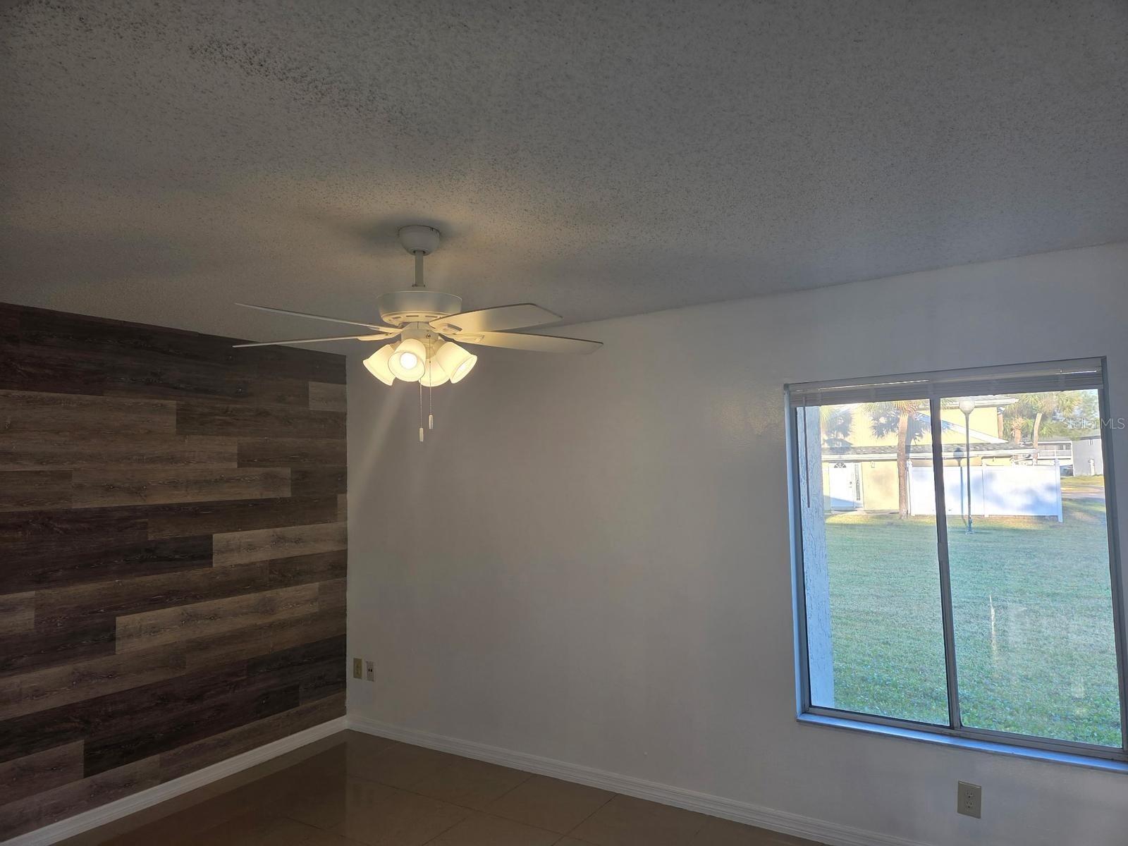 Image 13 of 18 For 4367 White Pine Avenue 4