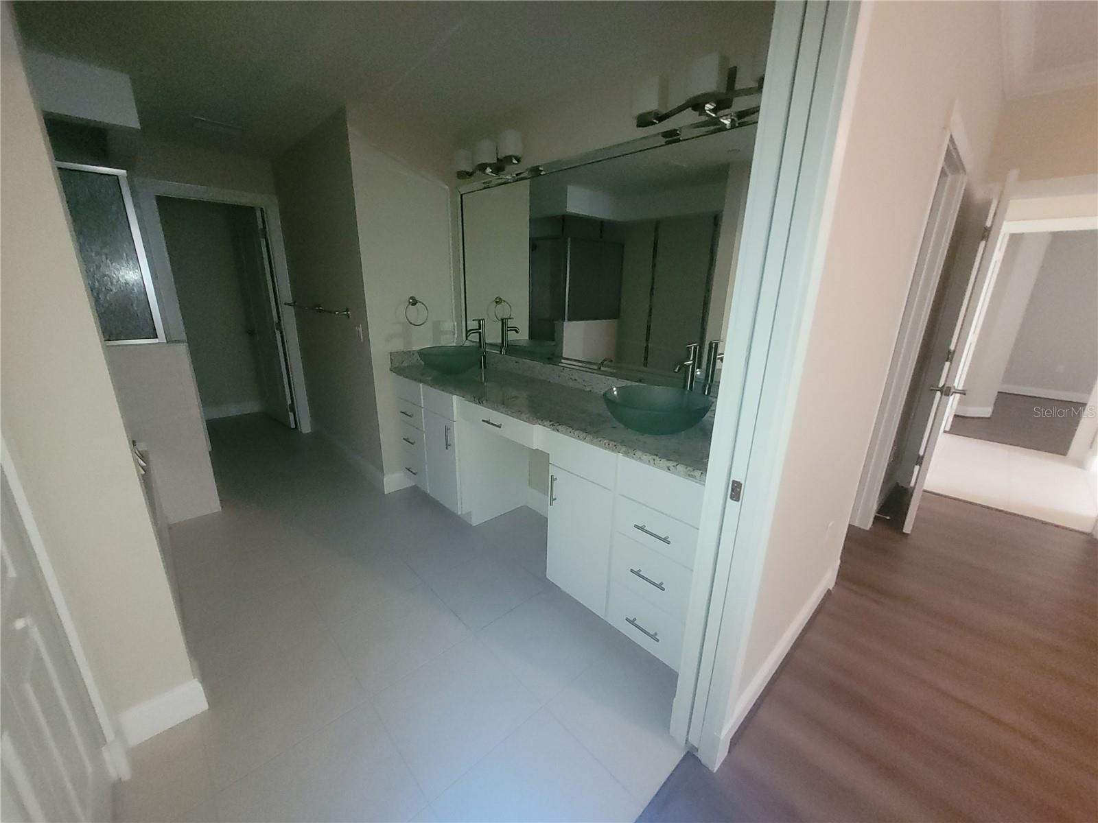 Image 3 of 10 For 111 Monument Avenue 706