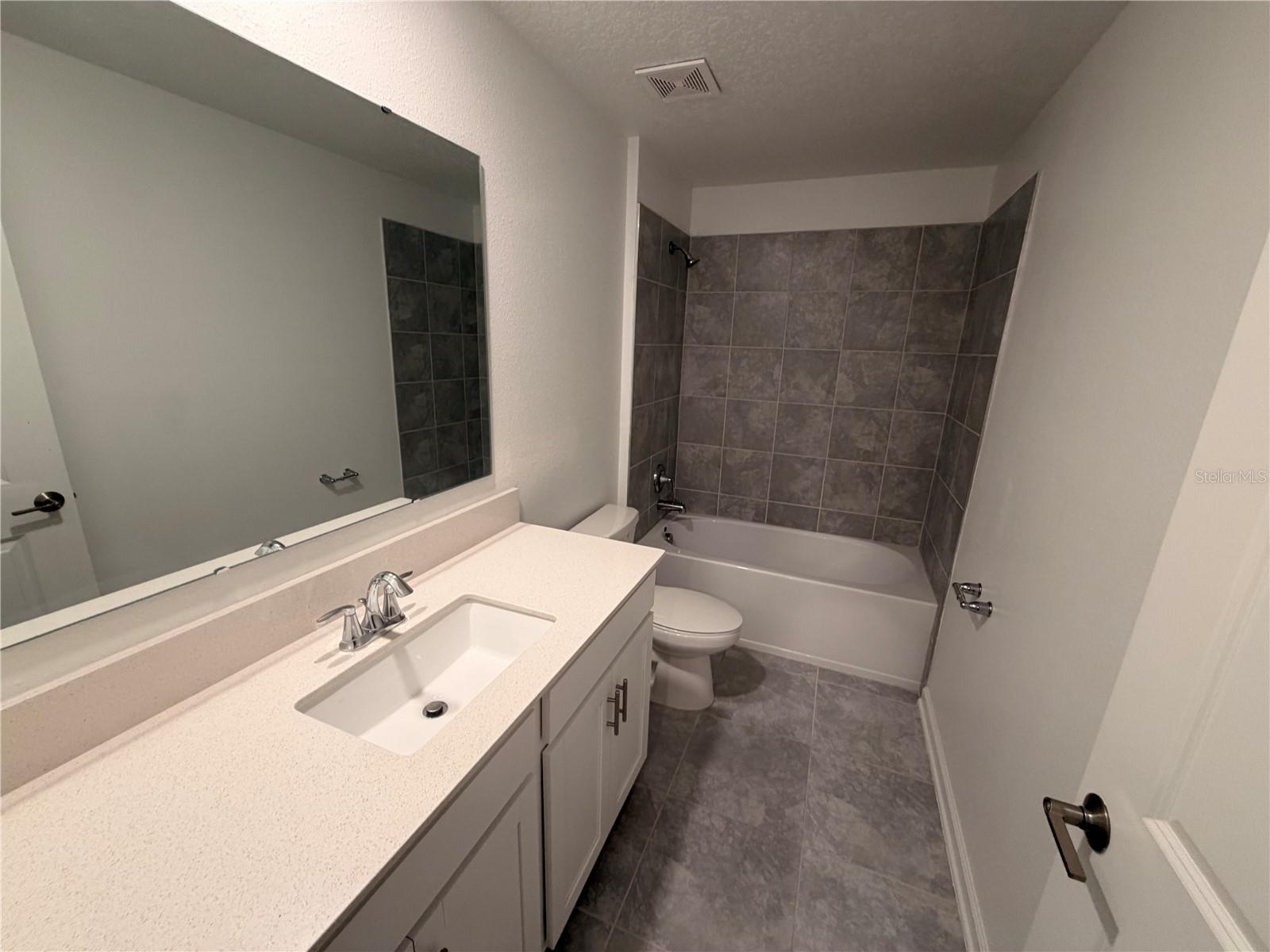 Image 21 of 36 For 1687 Contentment Loop