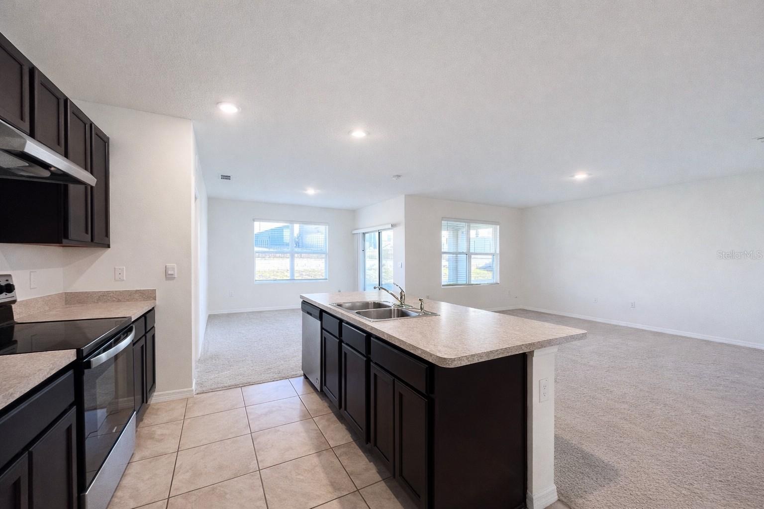 Image 10 of 29 For 292 Sofia Lane