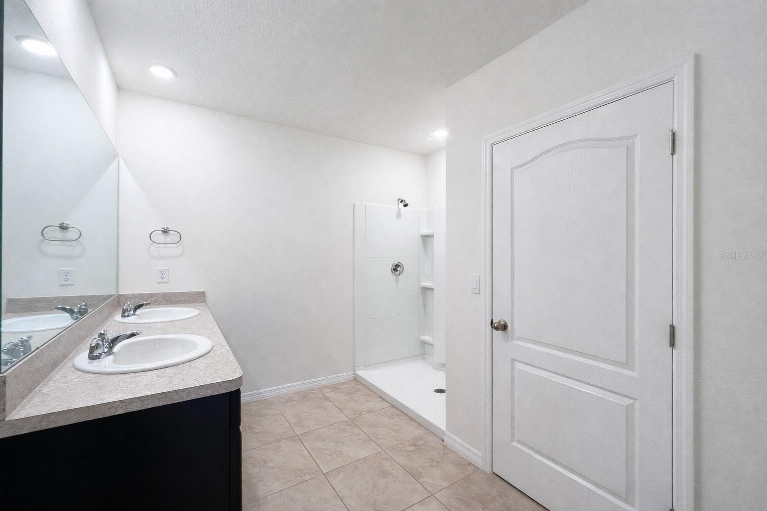 Image 16 of 29 For 292 Sofia Lane