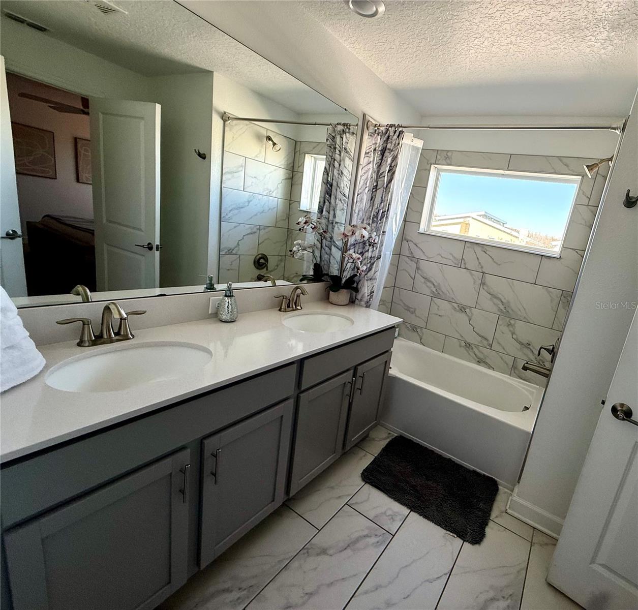 Image 14 of 28 For 4190 Paragraph Drive