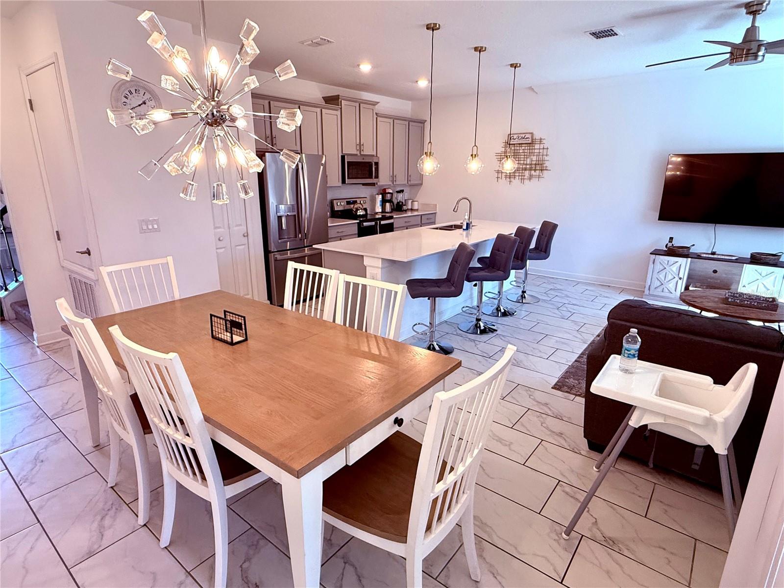 Image 8 of 28 For 4190 Paragraph Drive