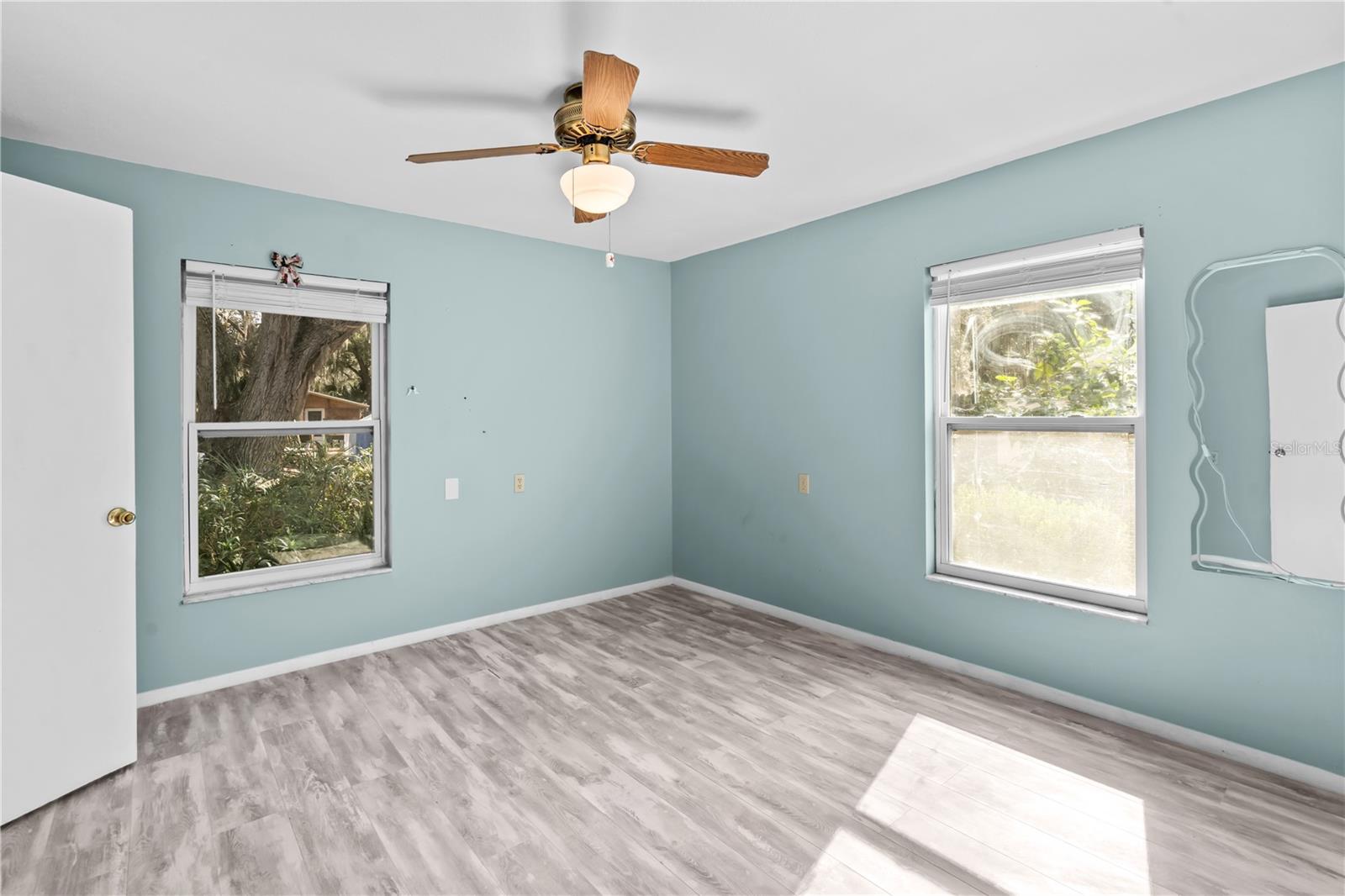 Image 17 of 36 For 32530 Purdum Avenue