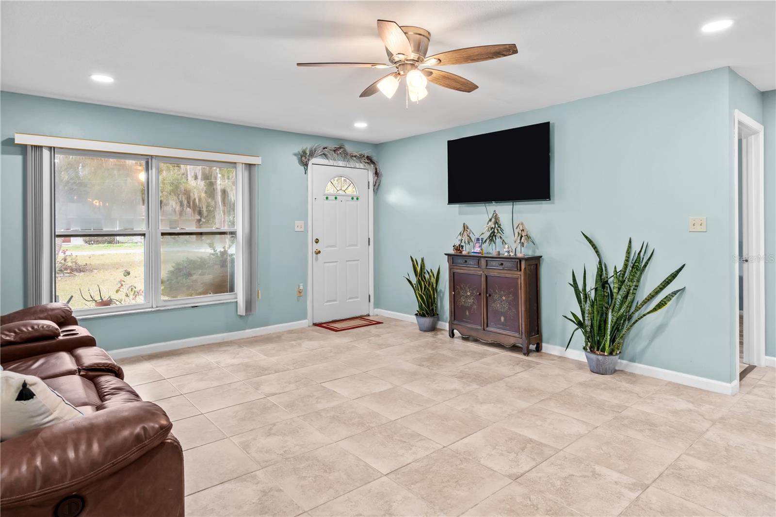 Image 6 of 36 For 32530 Purdum Avenue