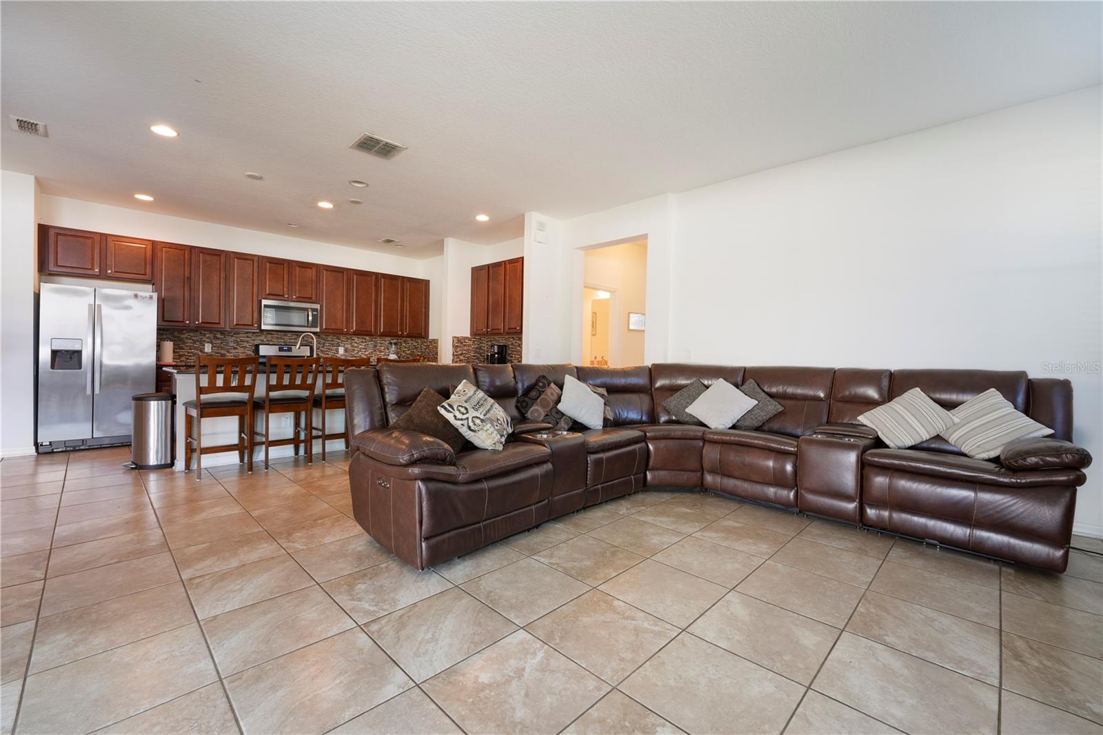 Image 7 of 23 For 15043 Pigeon Plum Lane